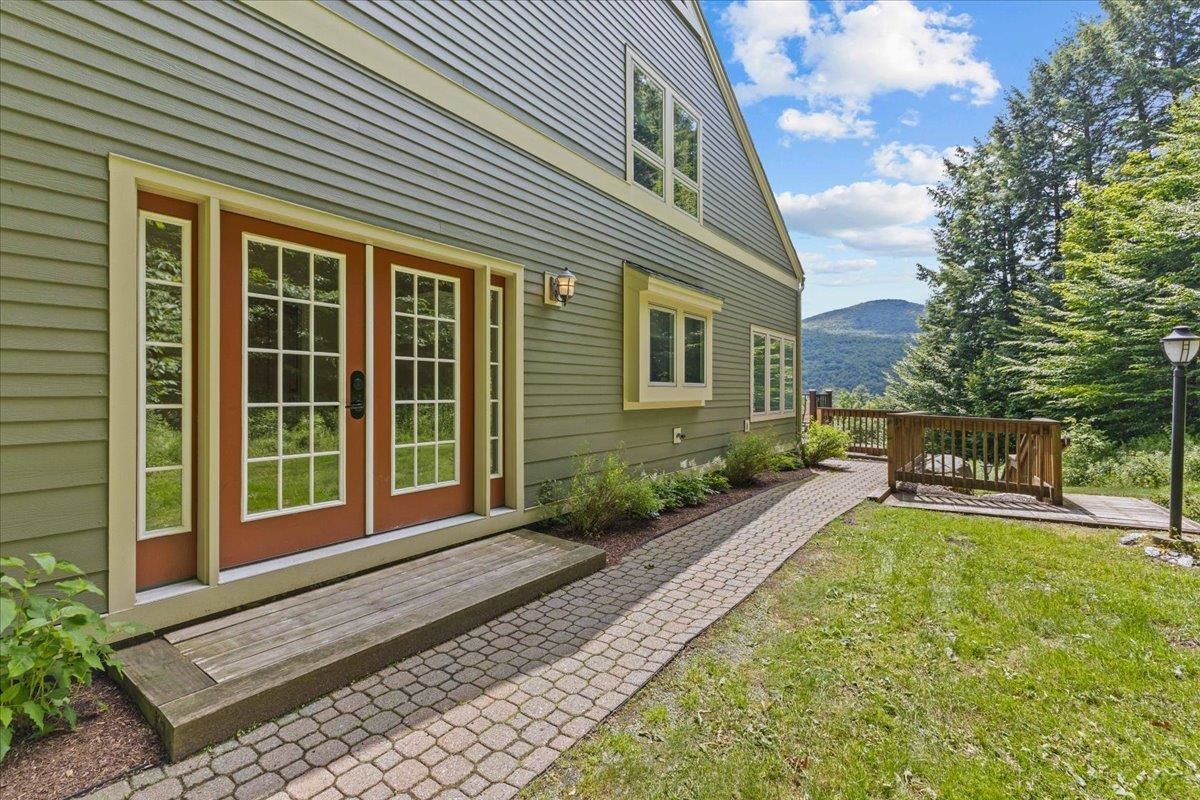 654 Topnotch Drive Unit: 654B