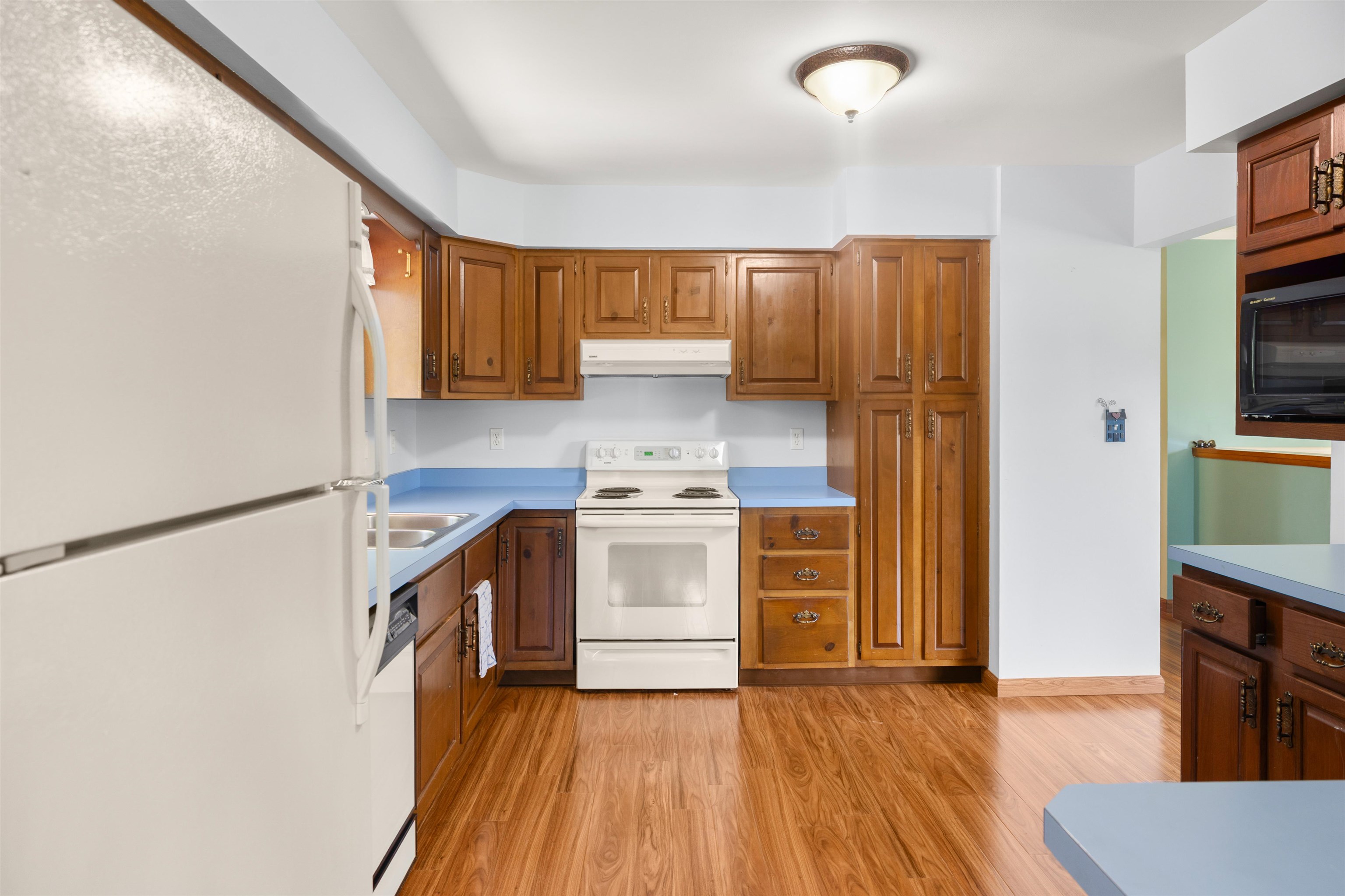 863 Perry Hill Road
