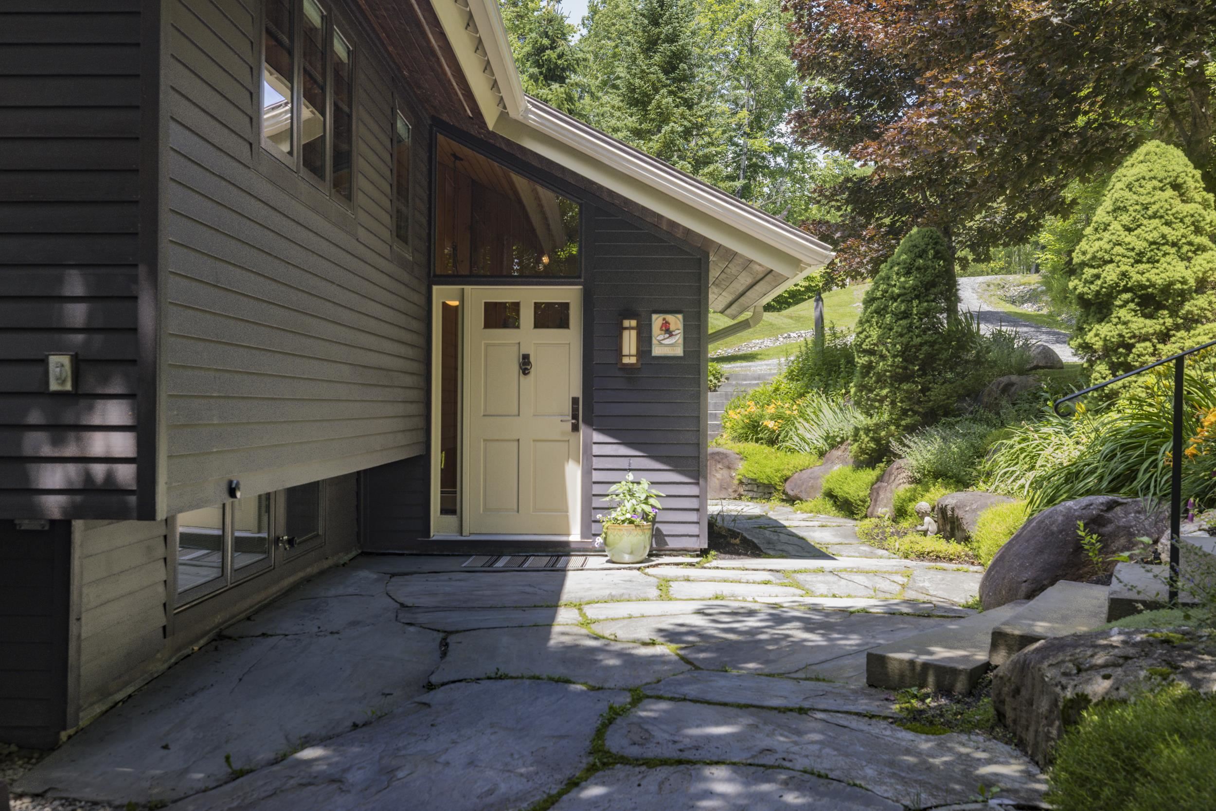 1039 Notchbrook Road