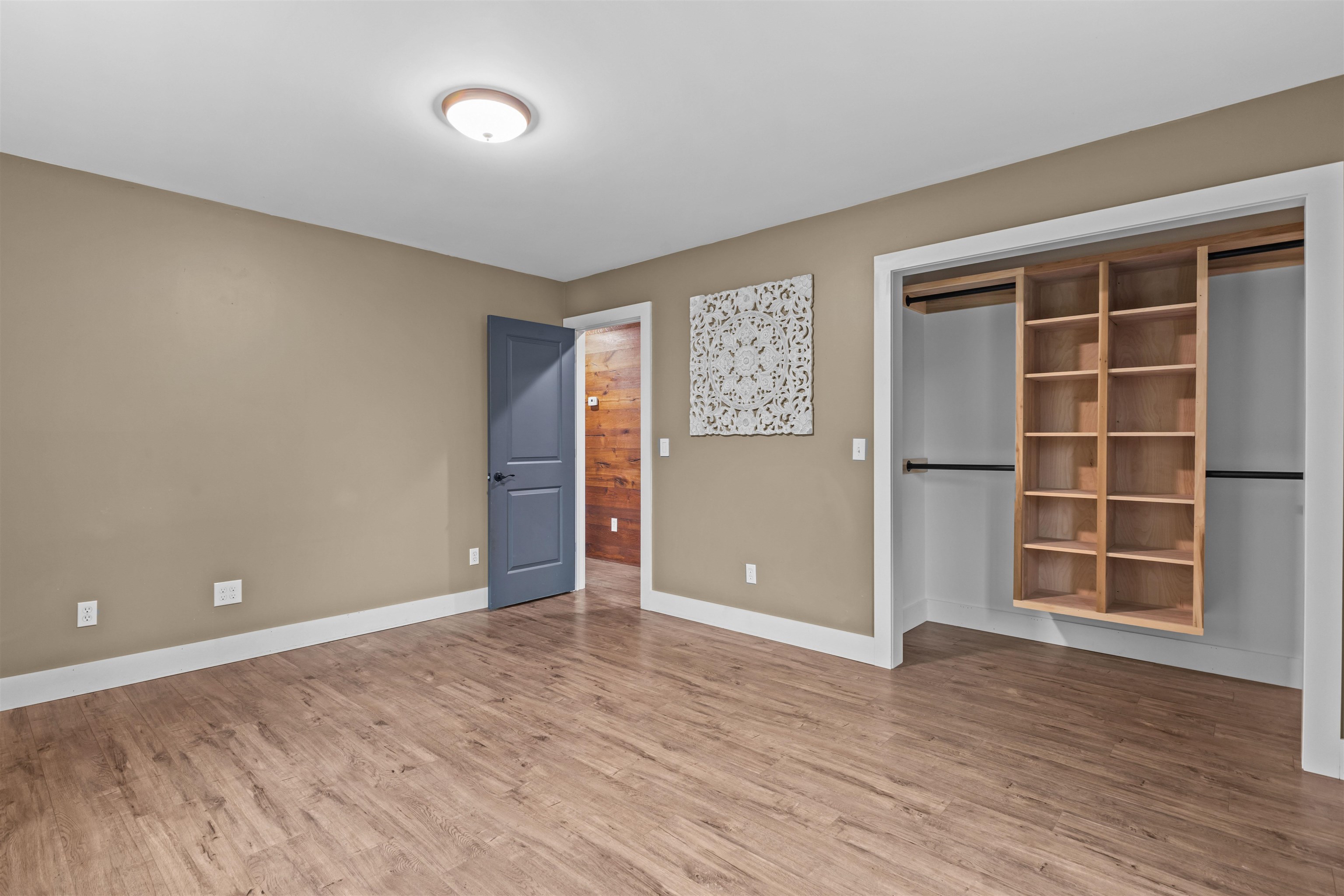 18 Plains Drive