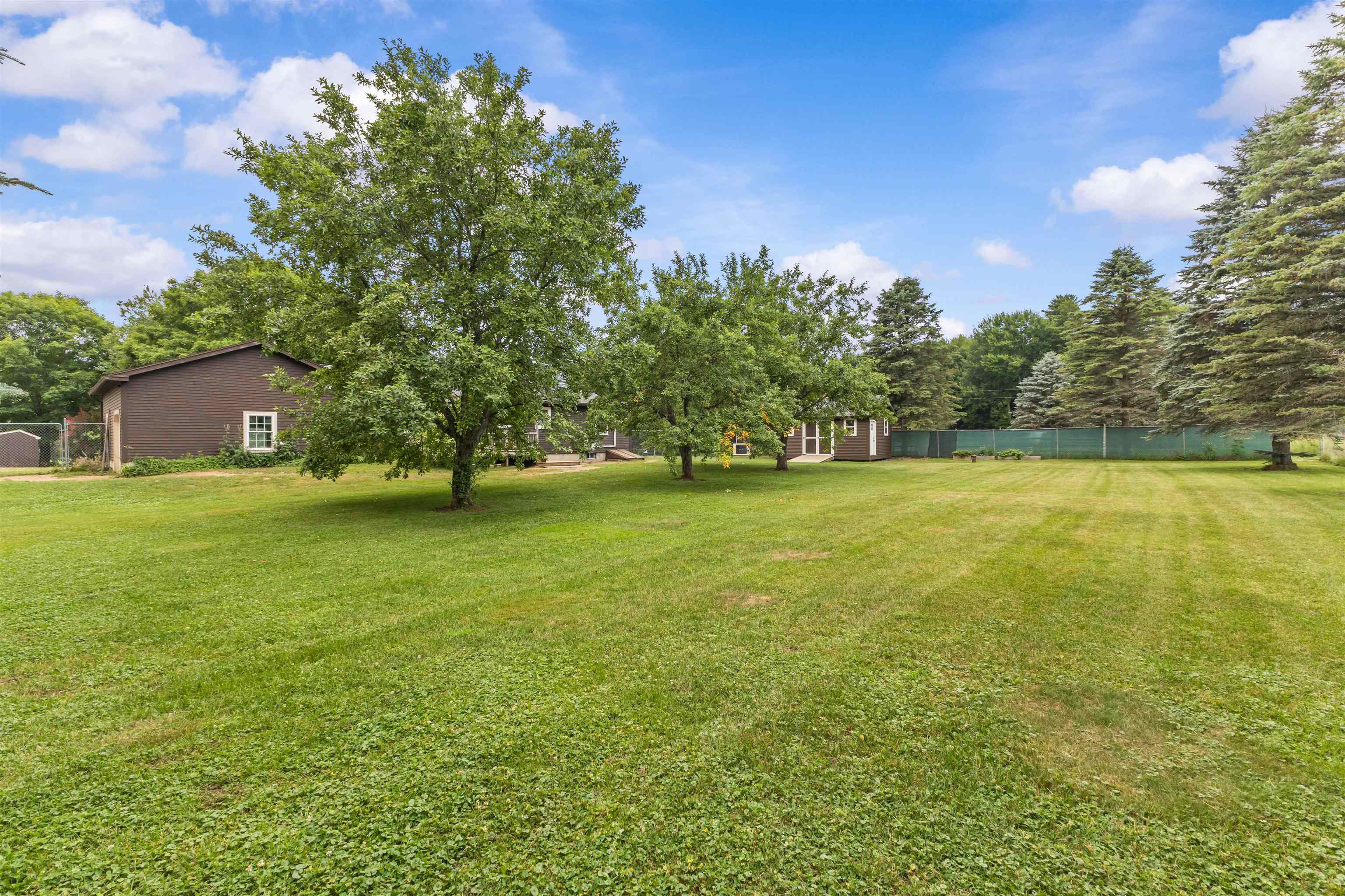 18 Plains Drive
