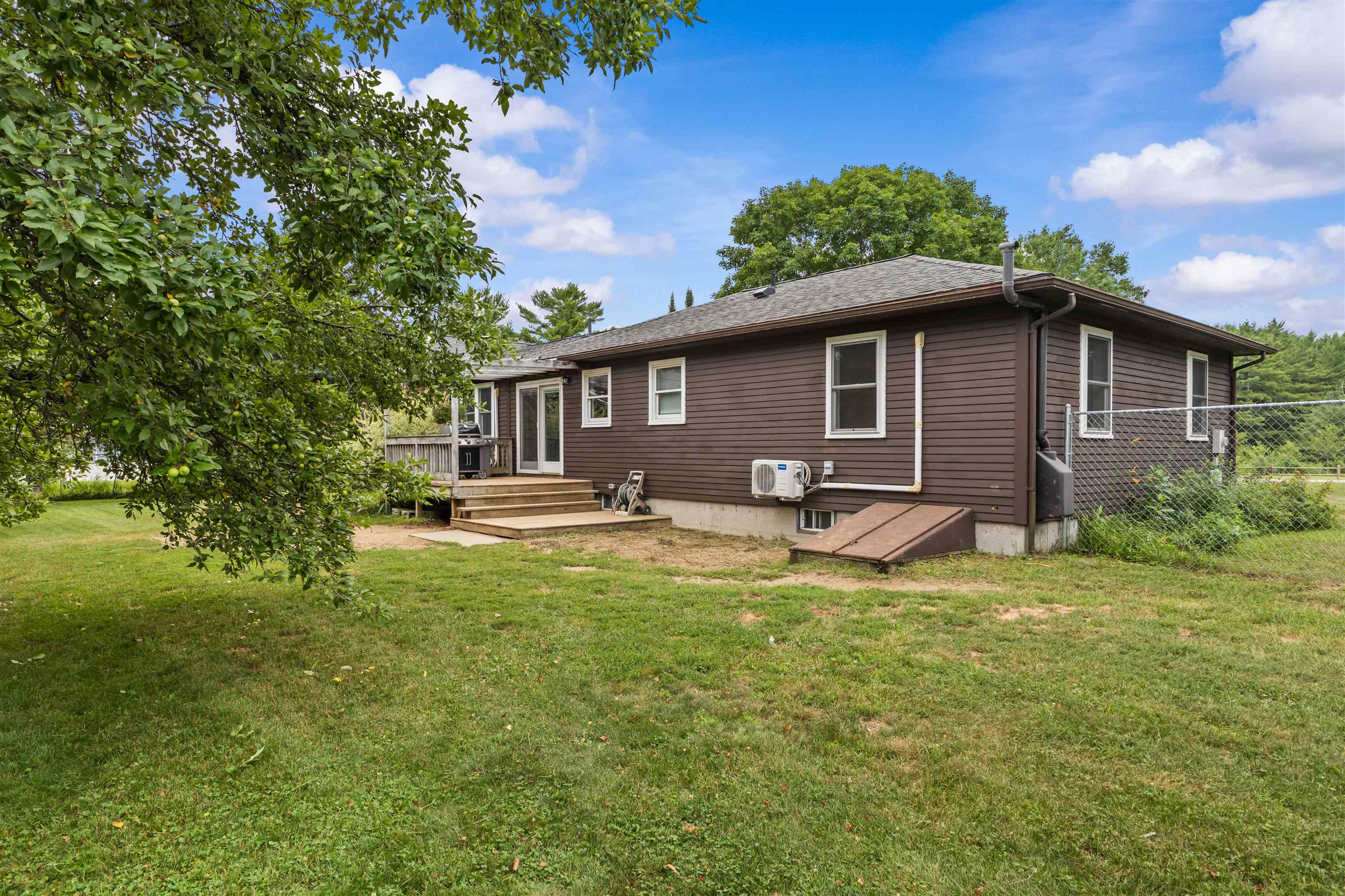 18 Plains Drive