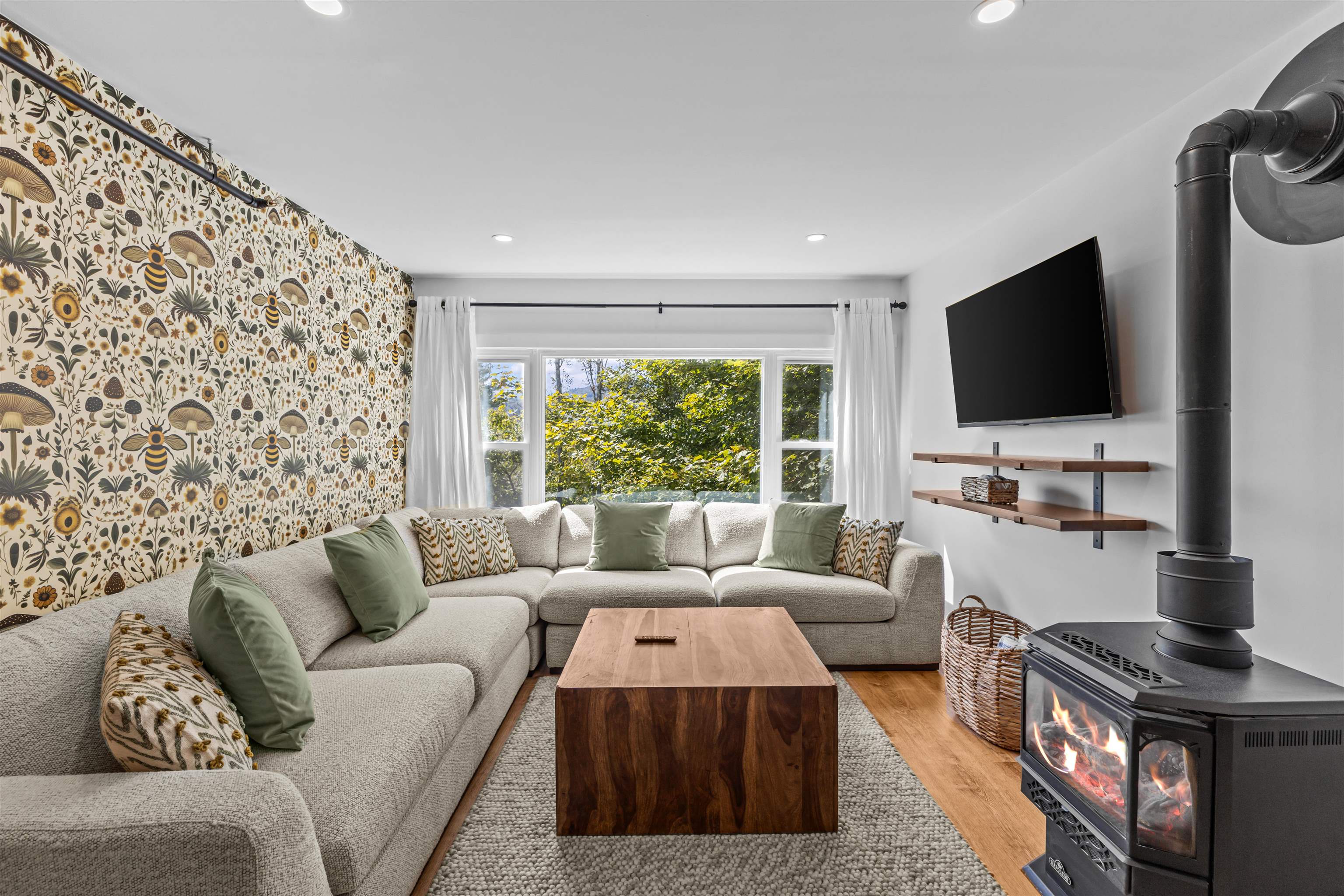 260 Mountainside Drive Unit: C301