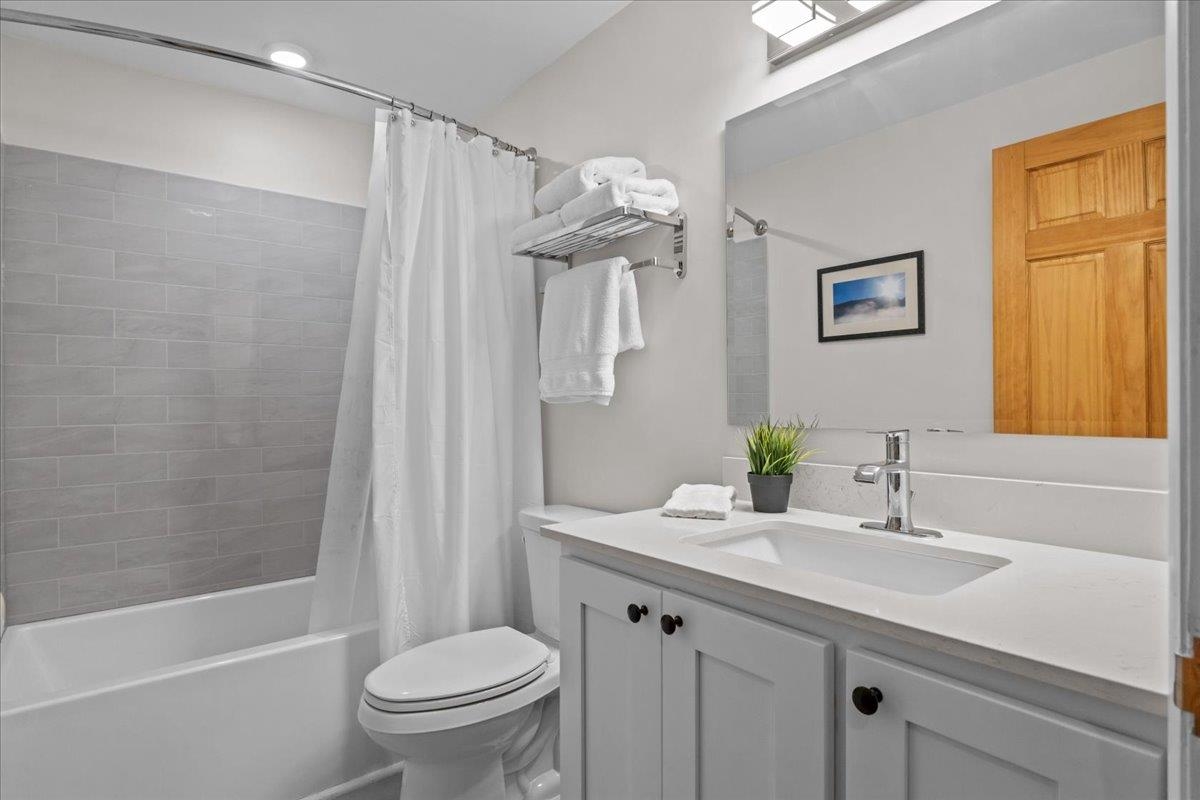 110 Mountainside Drive Unit: J 103