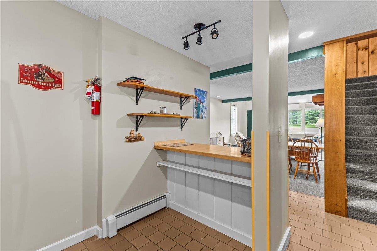 185 Village Green Drive Unit: 8A Week C