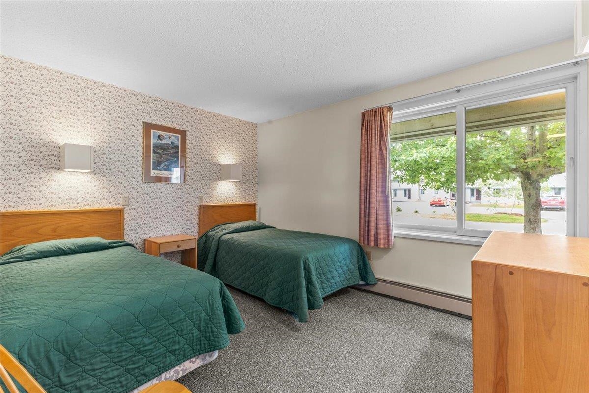 185 Village Green Drive Unit: 8A Week C