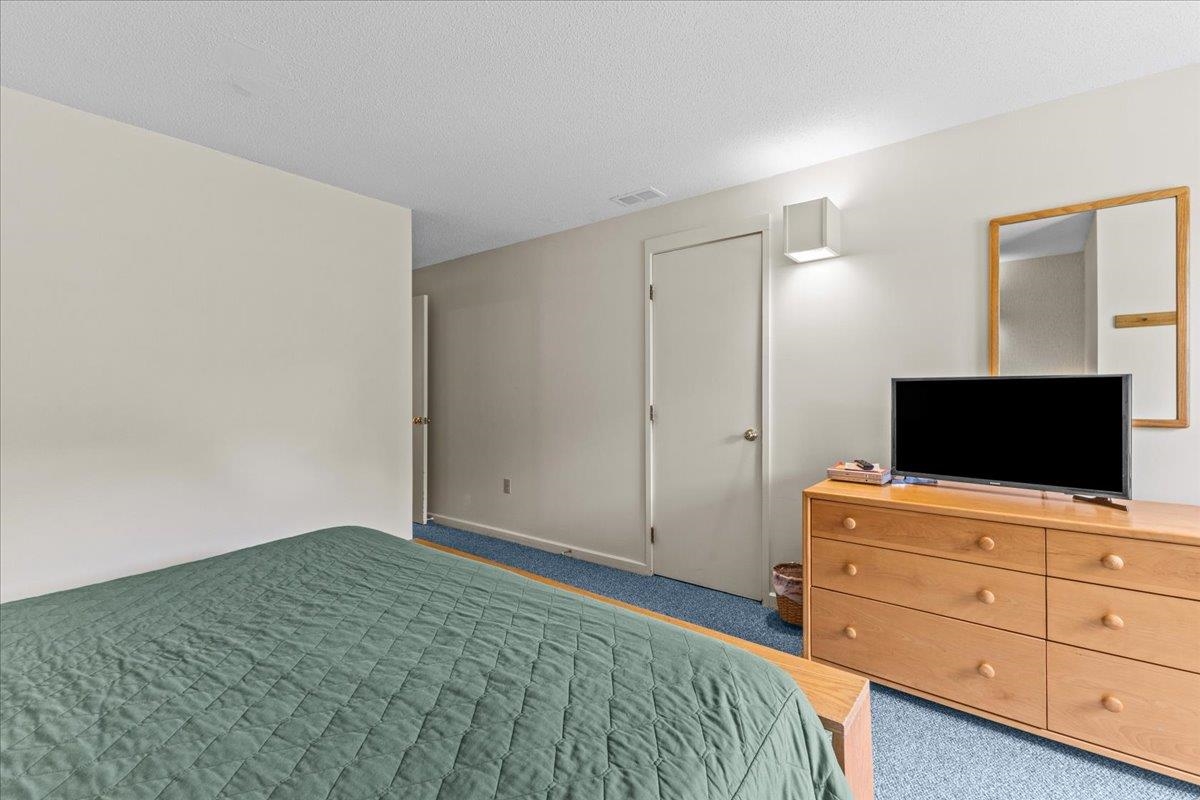 185 Village Green Drive Unit: 8A Week C