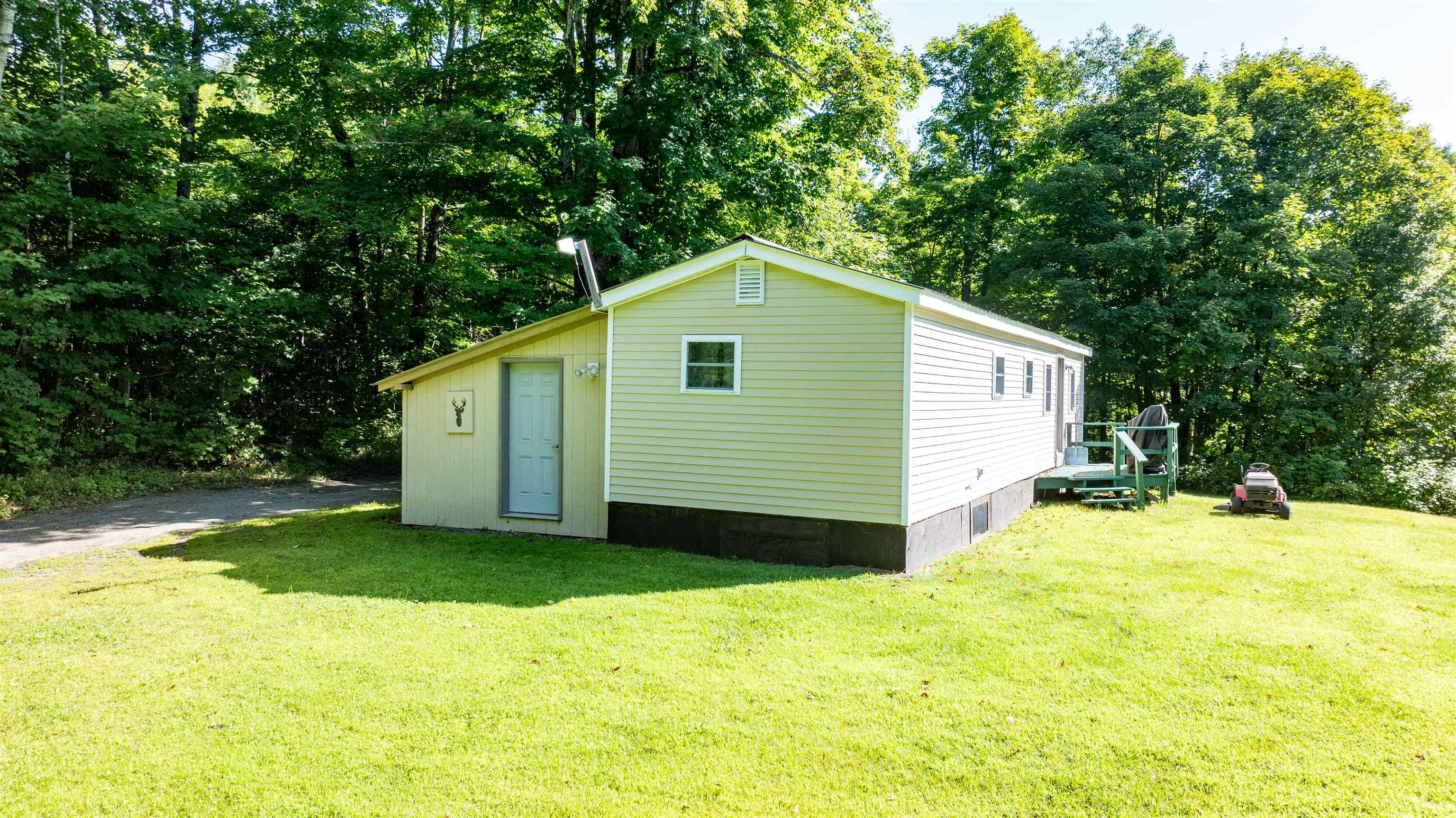 142 Hines Place Trail