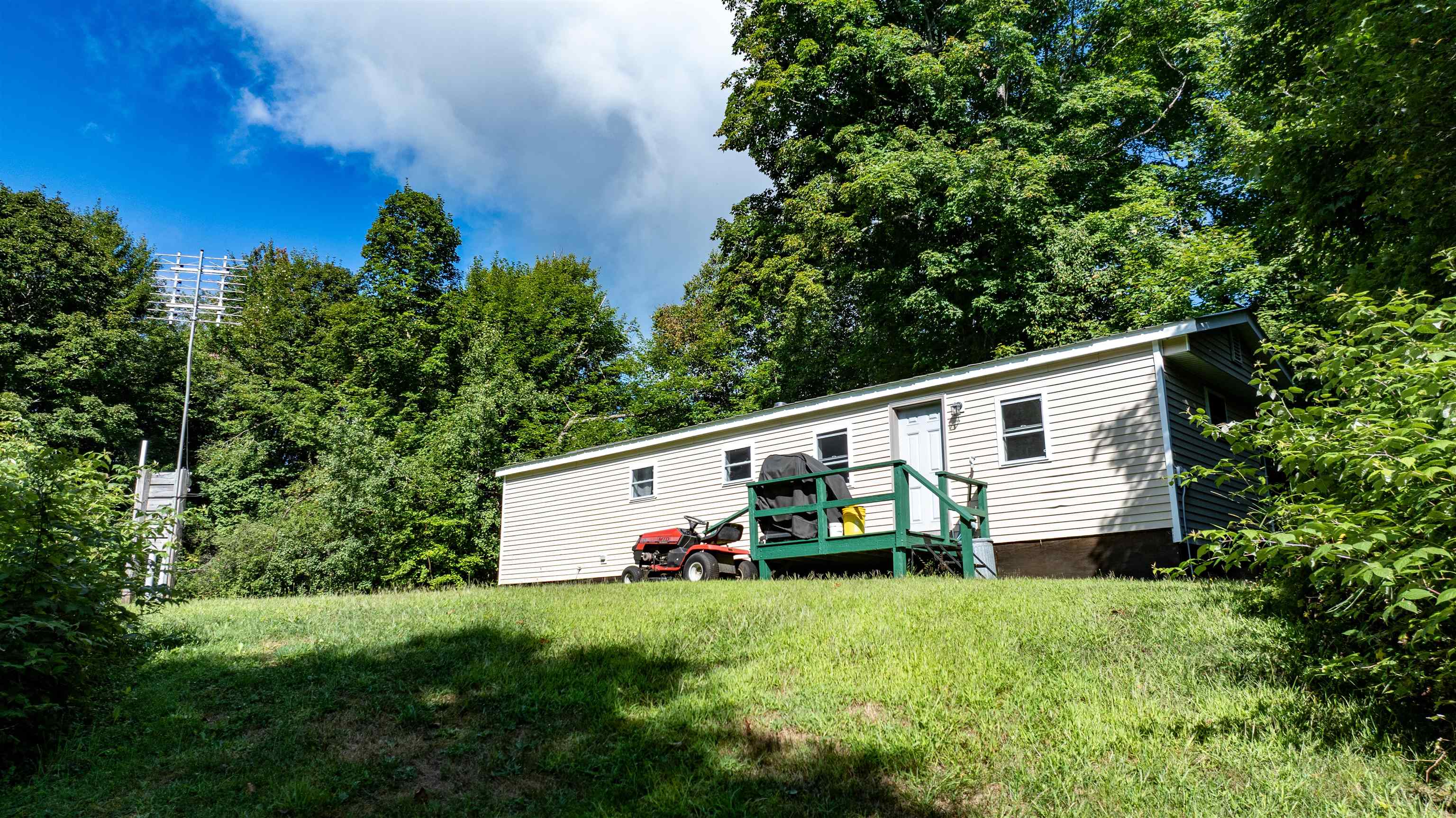 142 Hines Place Trail