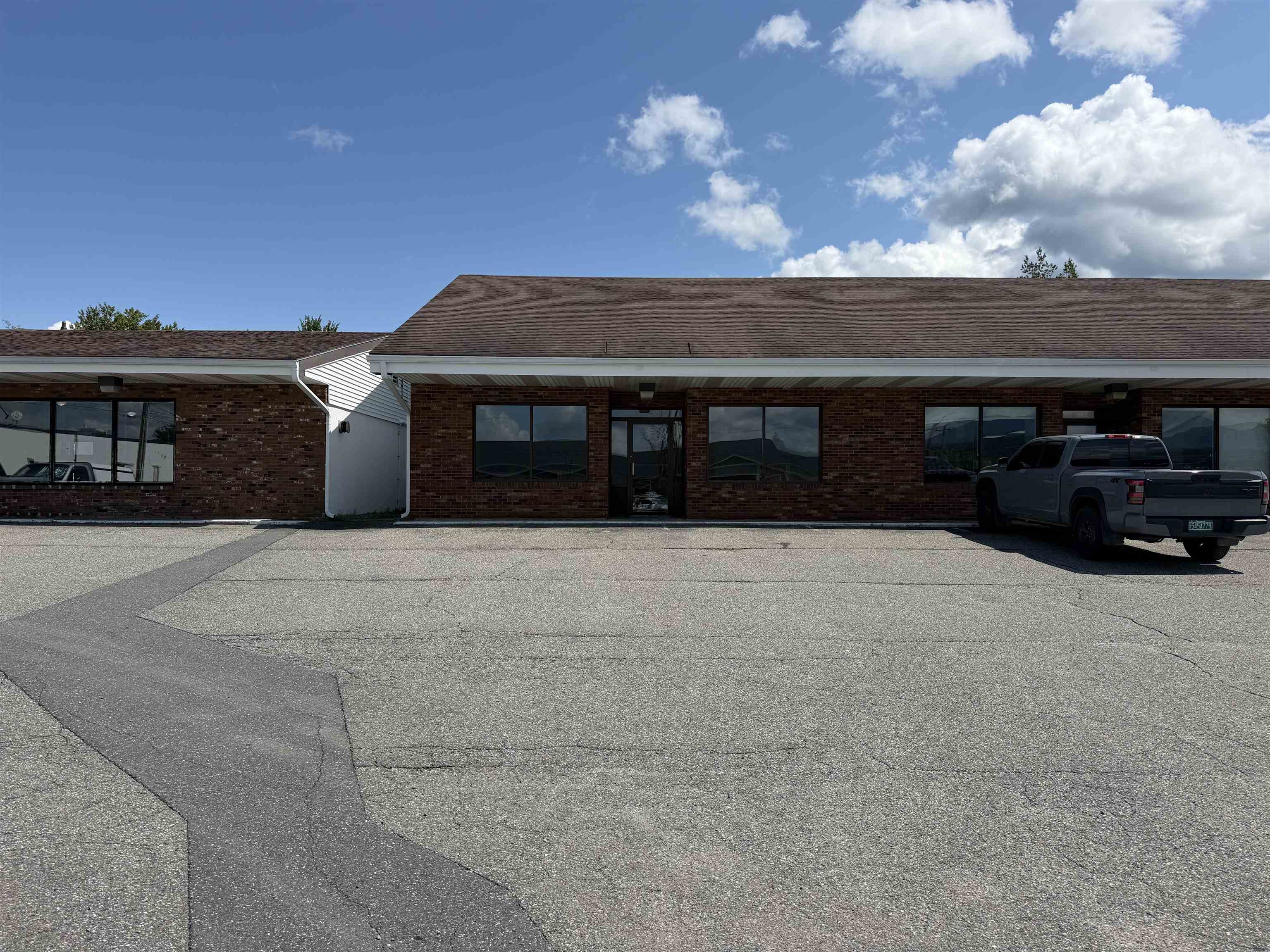 30 Mountian View Plaza