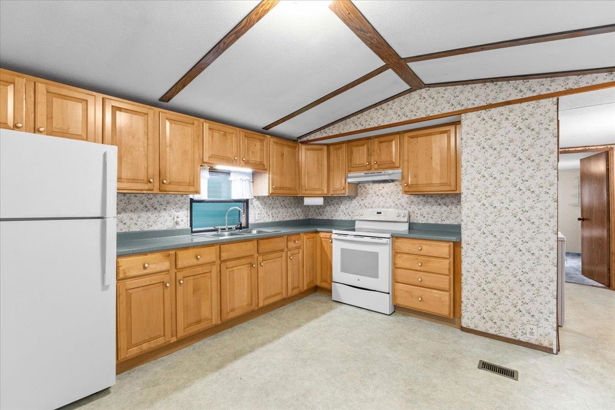 134 Redwood Drive
