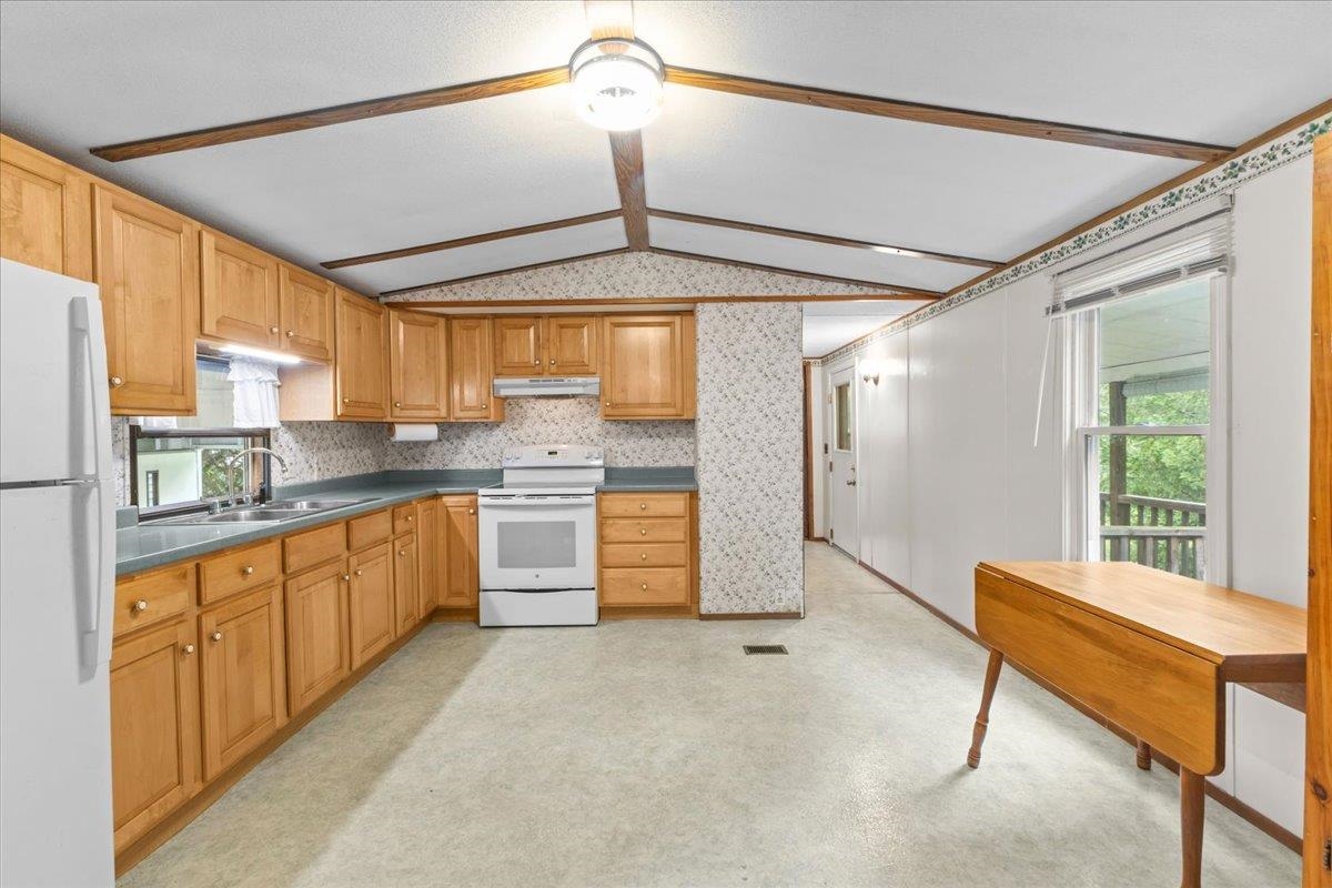 134 Redwood Drive