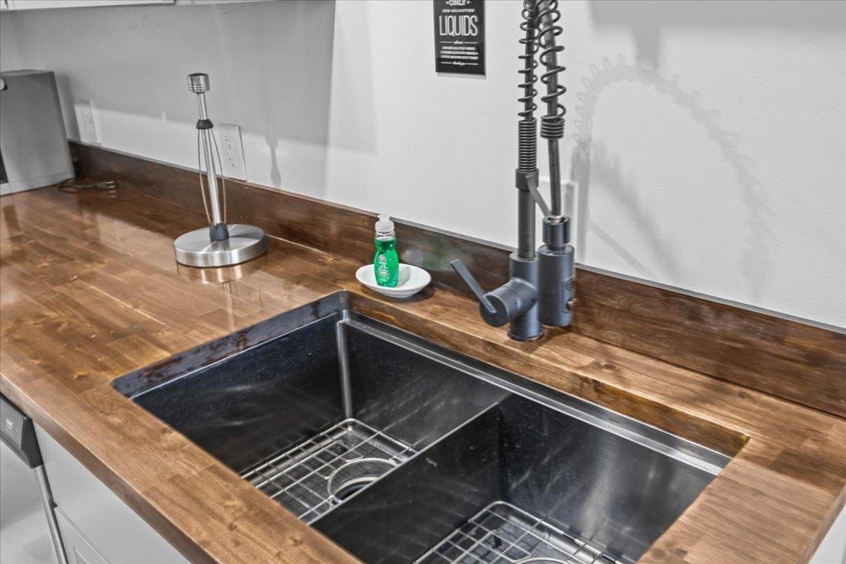 109 Mountainside Drive Unit: G103