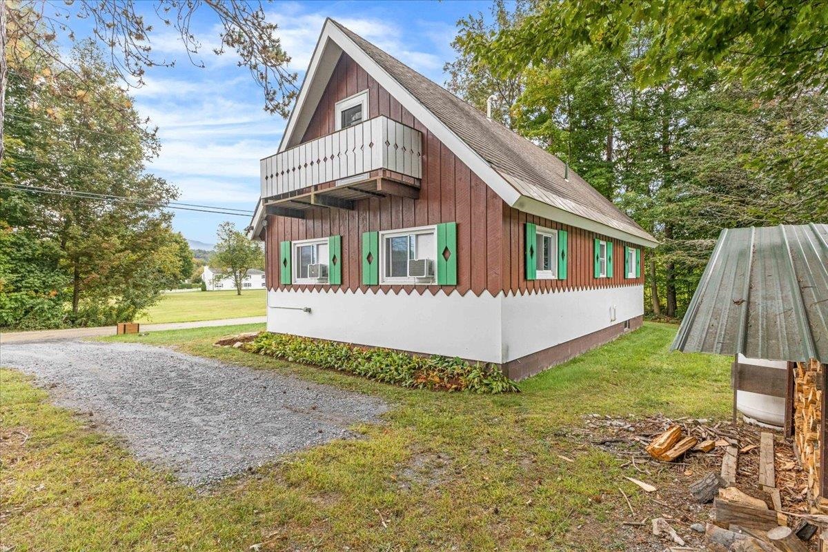 26 Strom Farm Lane