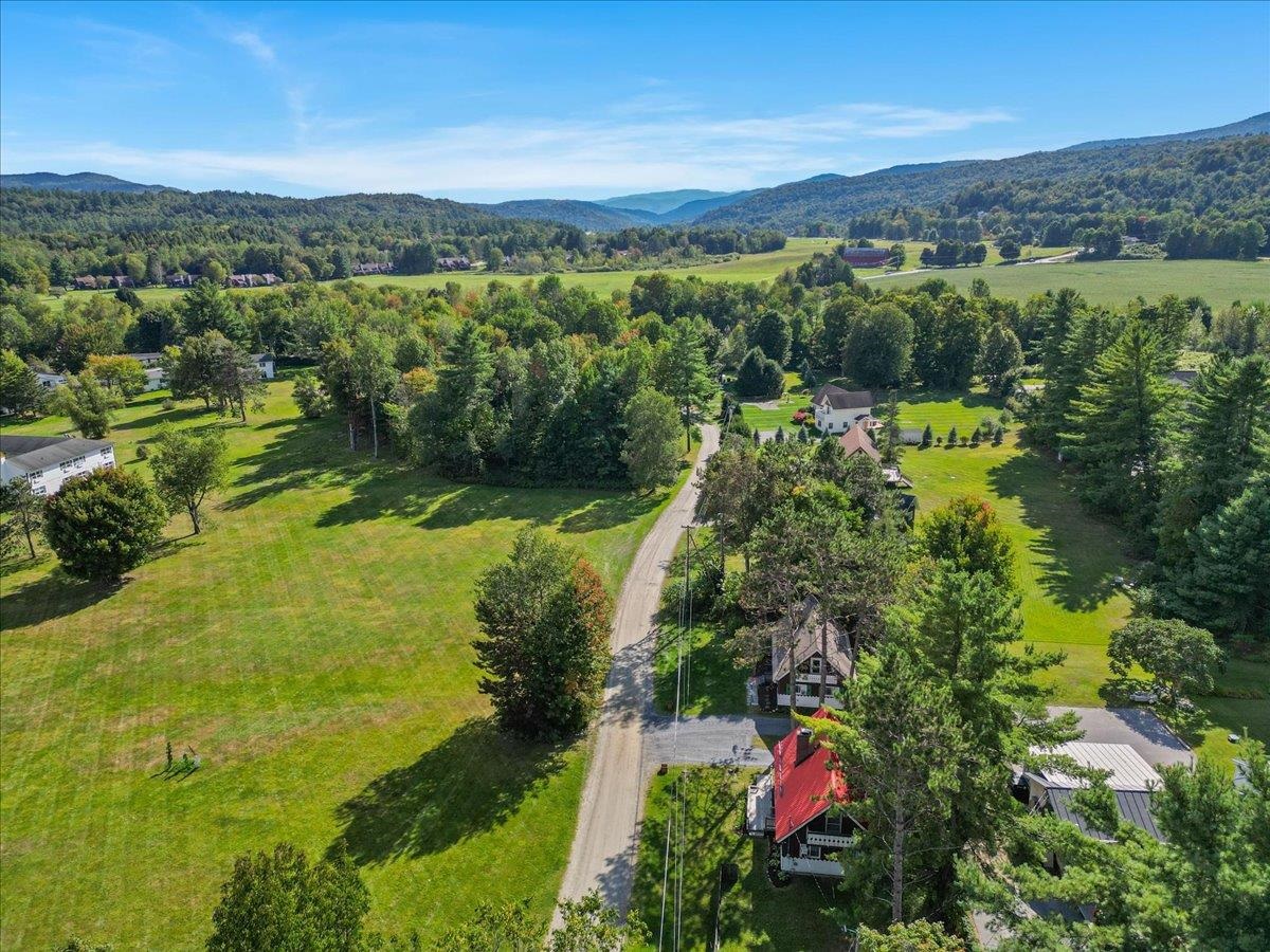 14 Strom Farm Lane