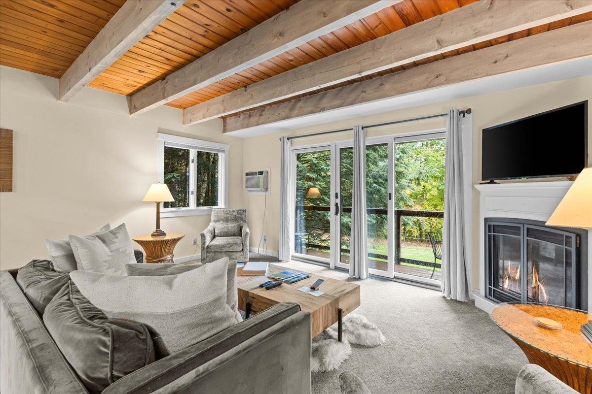 277 Topnotch Drive Unit: 460