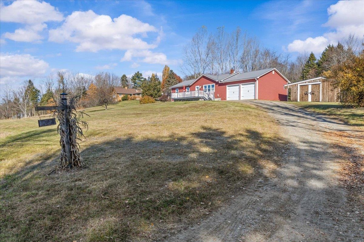 137 Meadowood Road