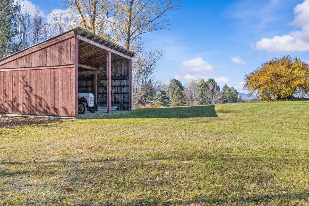 137 Meadowood Road