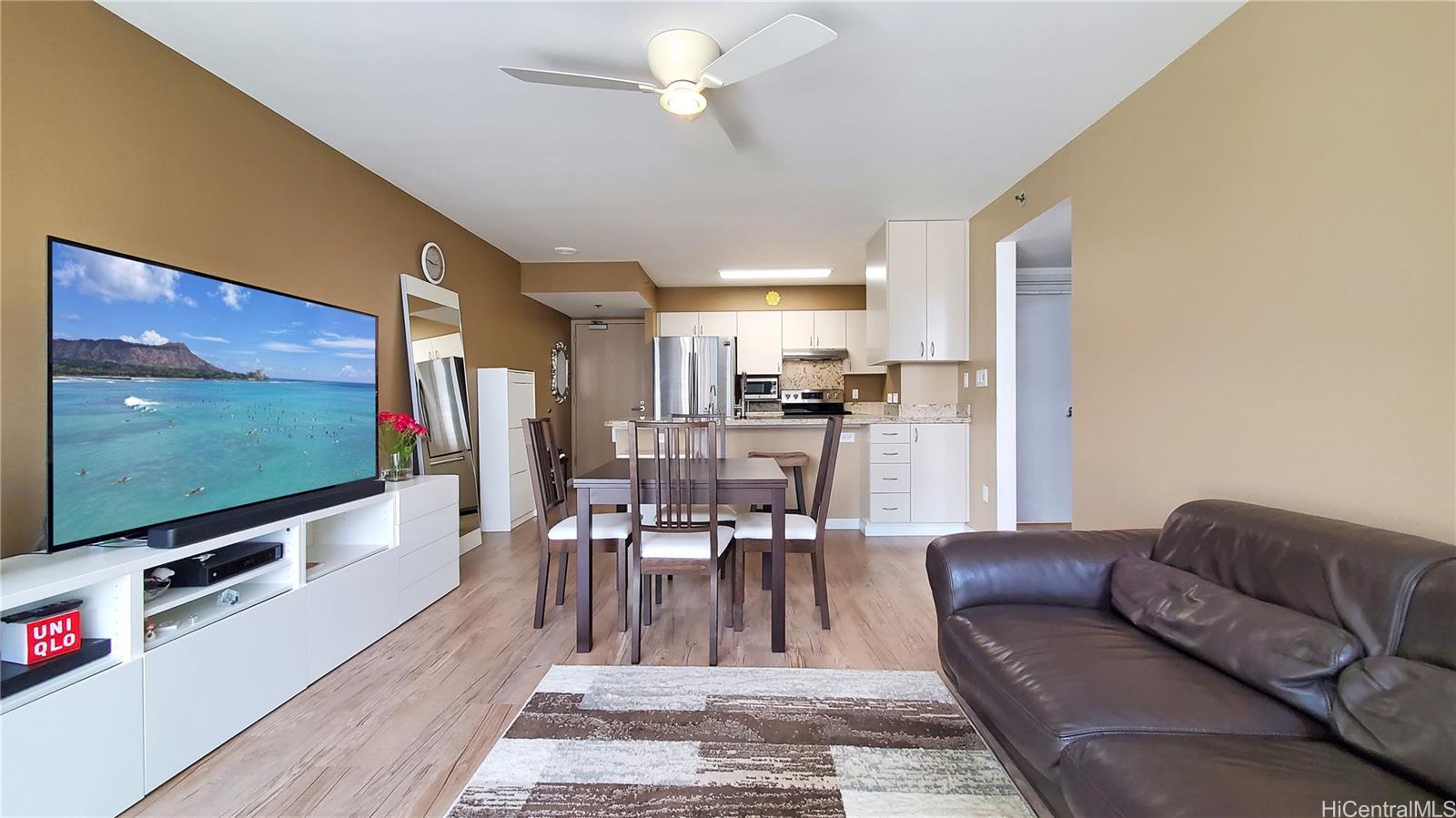 1133 Waimanu Street Unit: 1702
