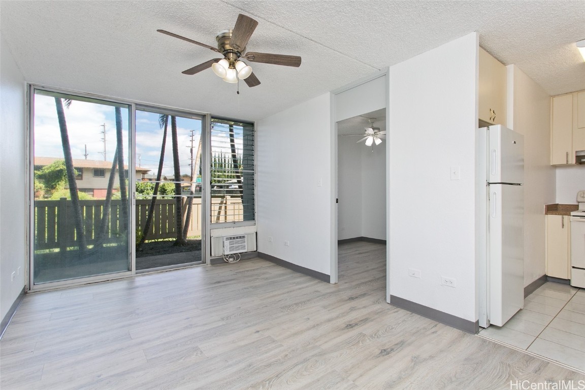 2845 Waialae Avenue Unit: 112