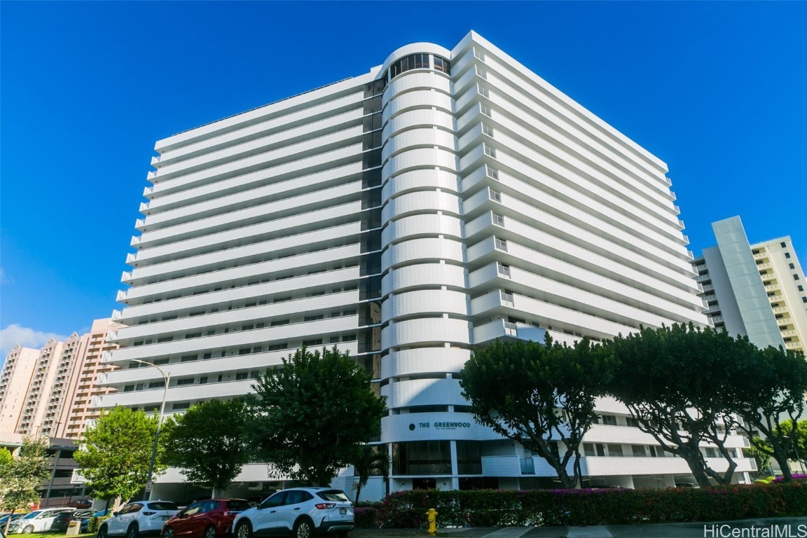 1128 Ala Napunani Street Unit: 1107