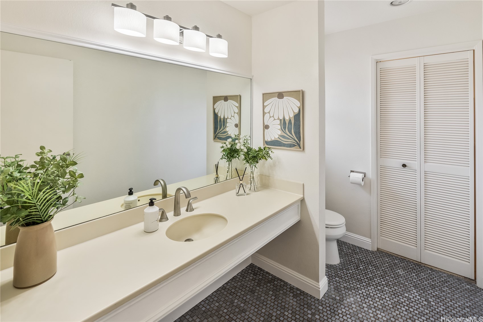 92-1200 Uahanai Street