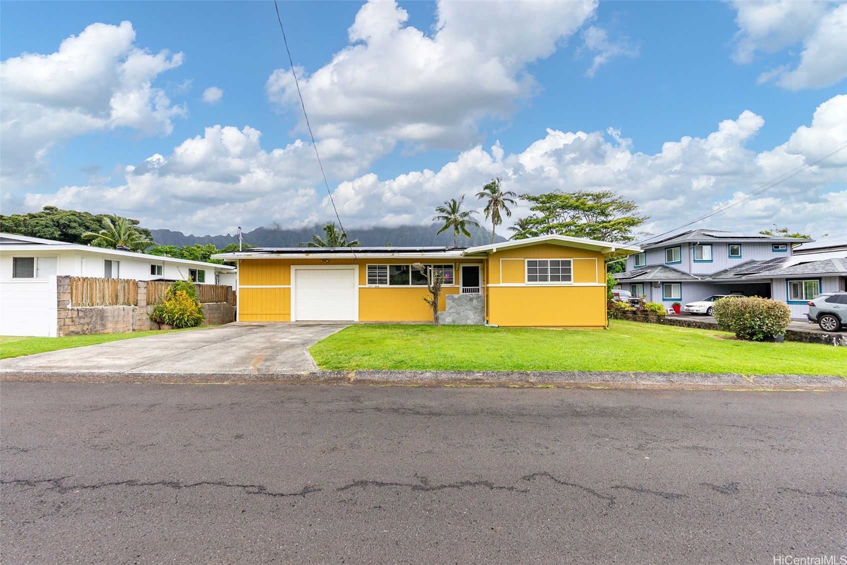 45-313 Nakuluai Street