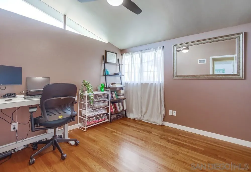 5493 Gala Ave.