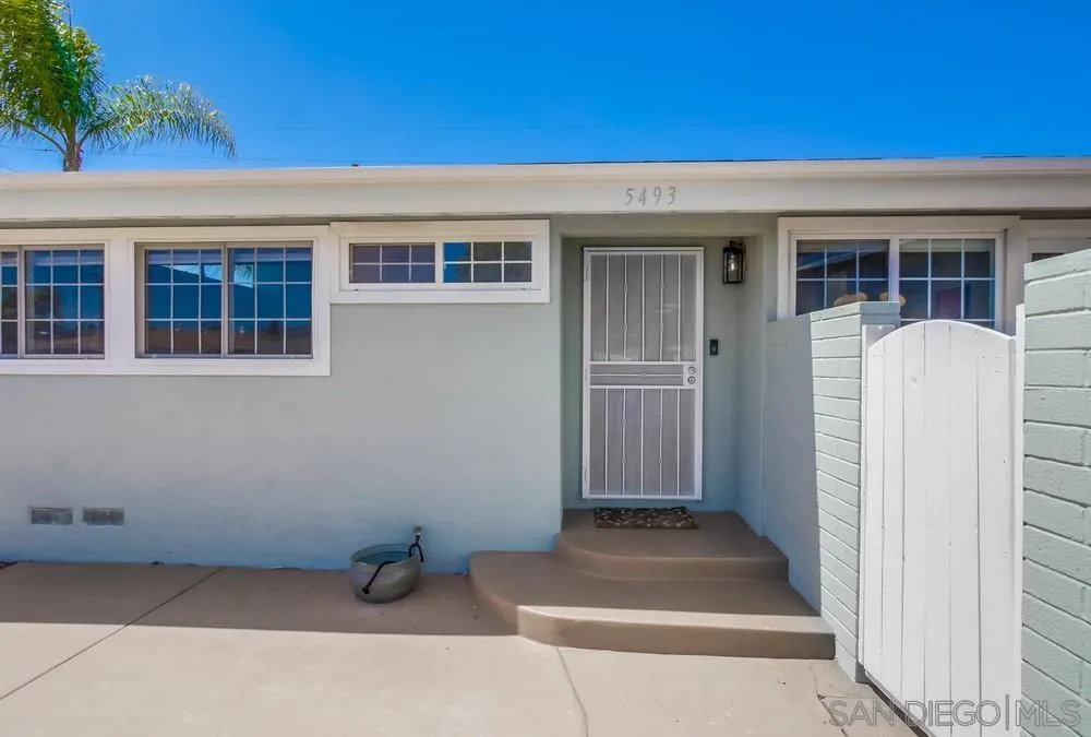 5493 Gala Ave.