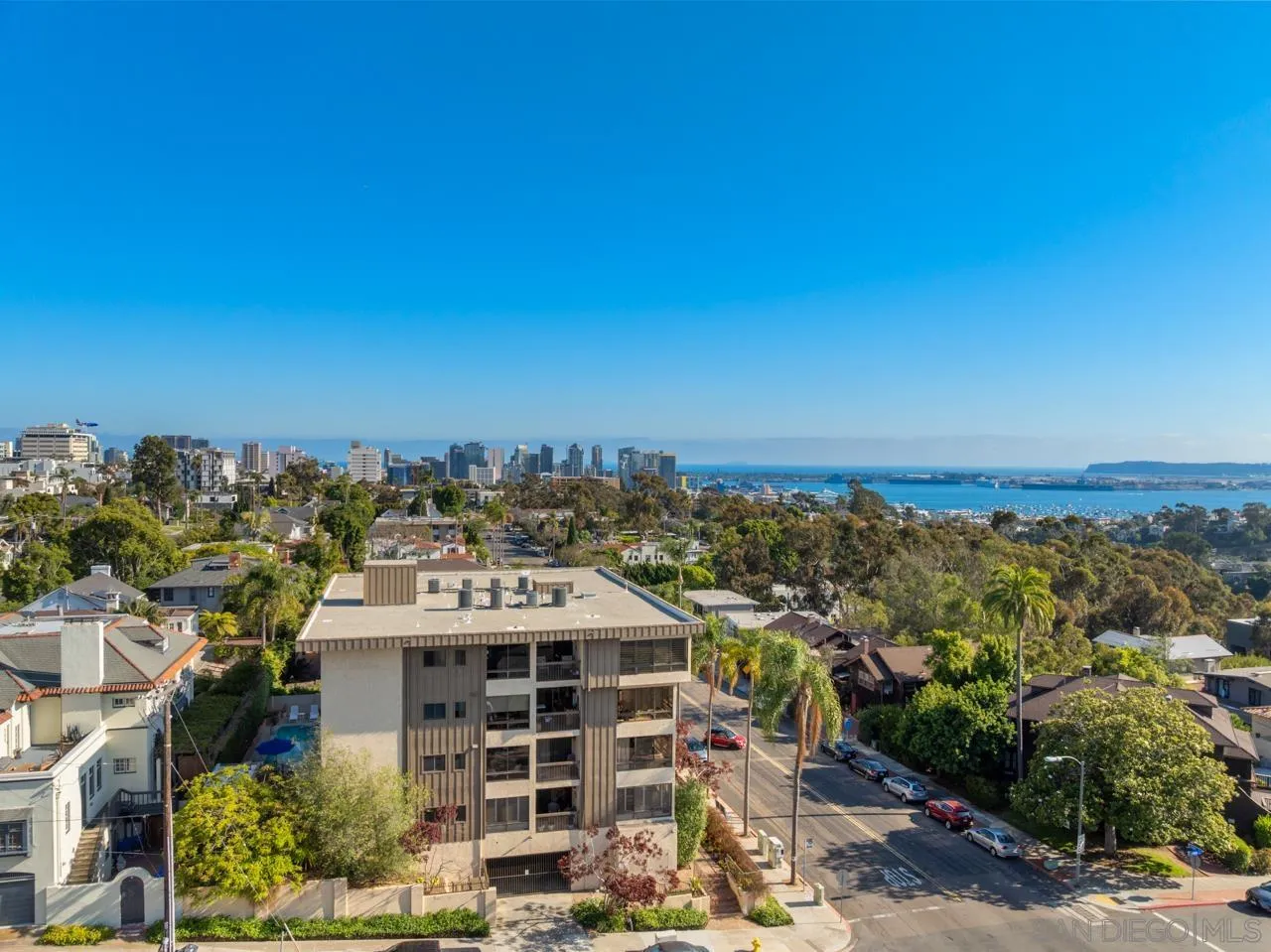 3161 1st Ave Unit 4s