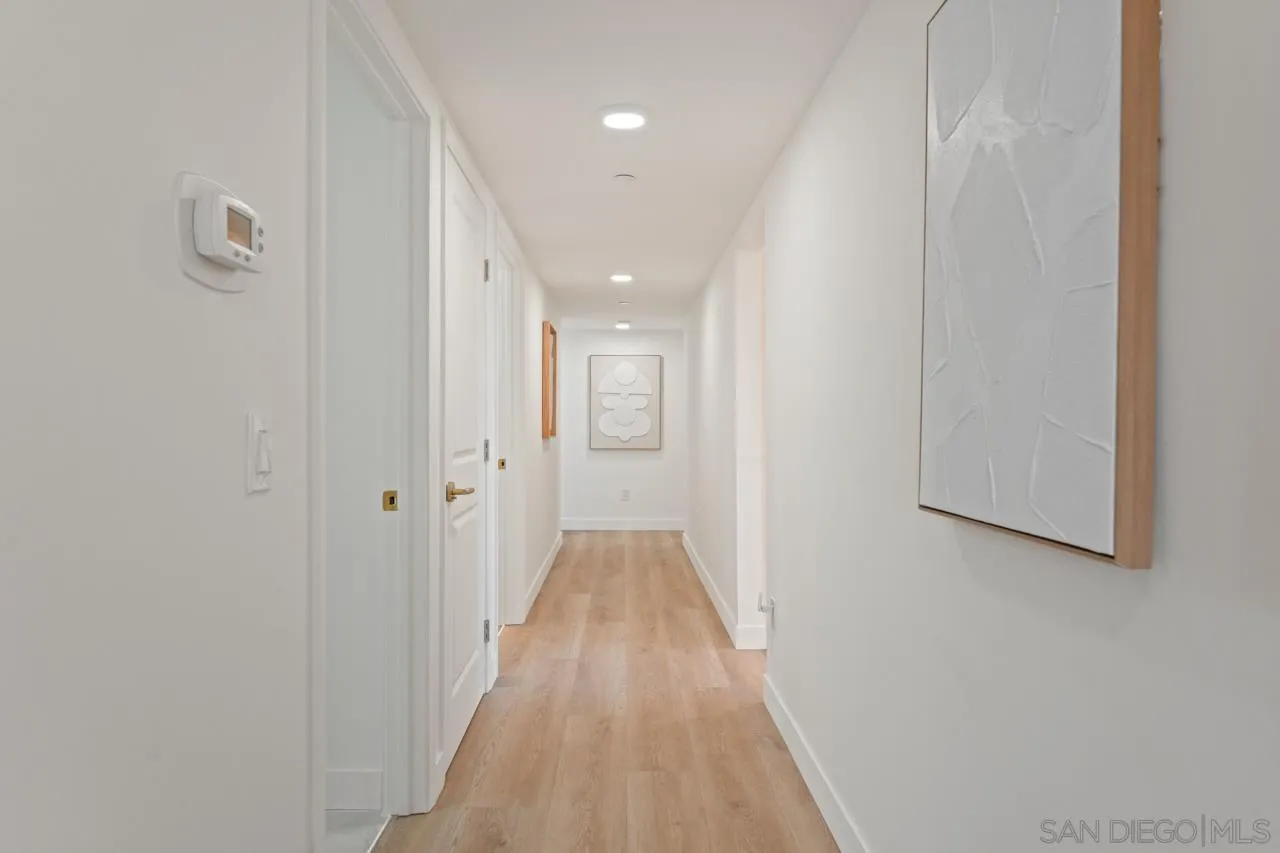 3161 1st Ave Unit 4s