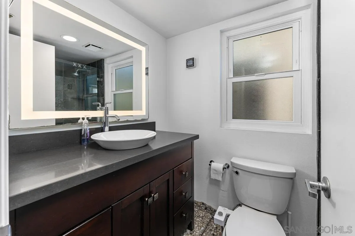 1270 Cleveland Unit N214