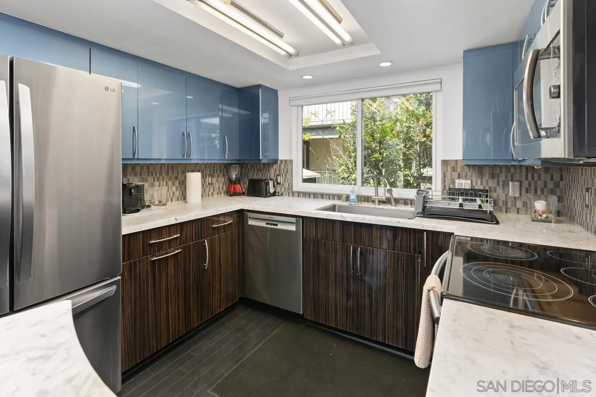 1270 Cleveland Unit N214