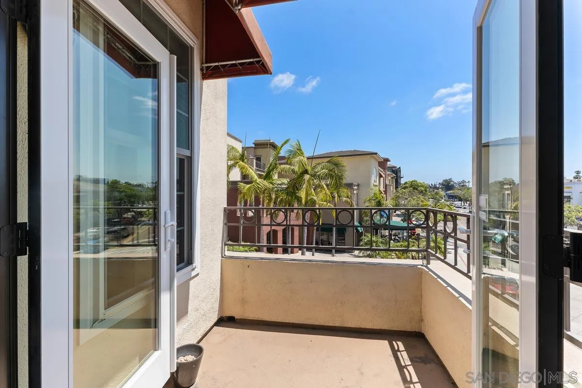 1270 Cleveland Unit N214