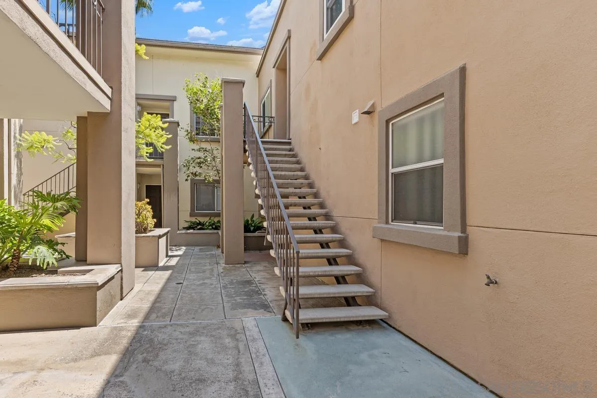 1270 Cleveland Unit N214
