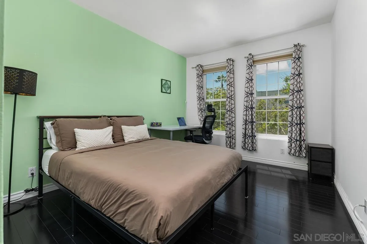 1270 Cleveland Unit N214
