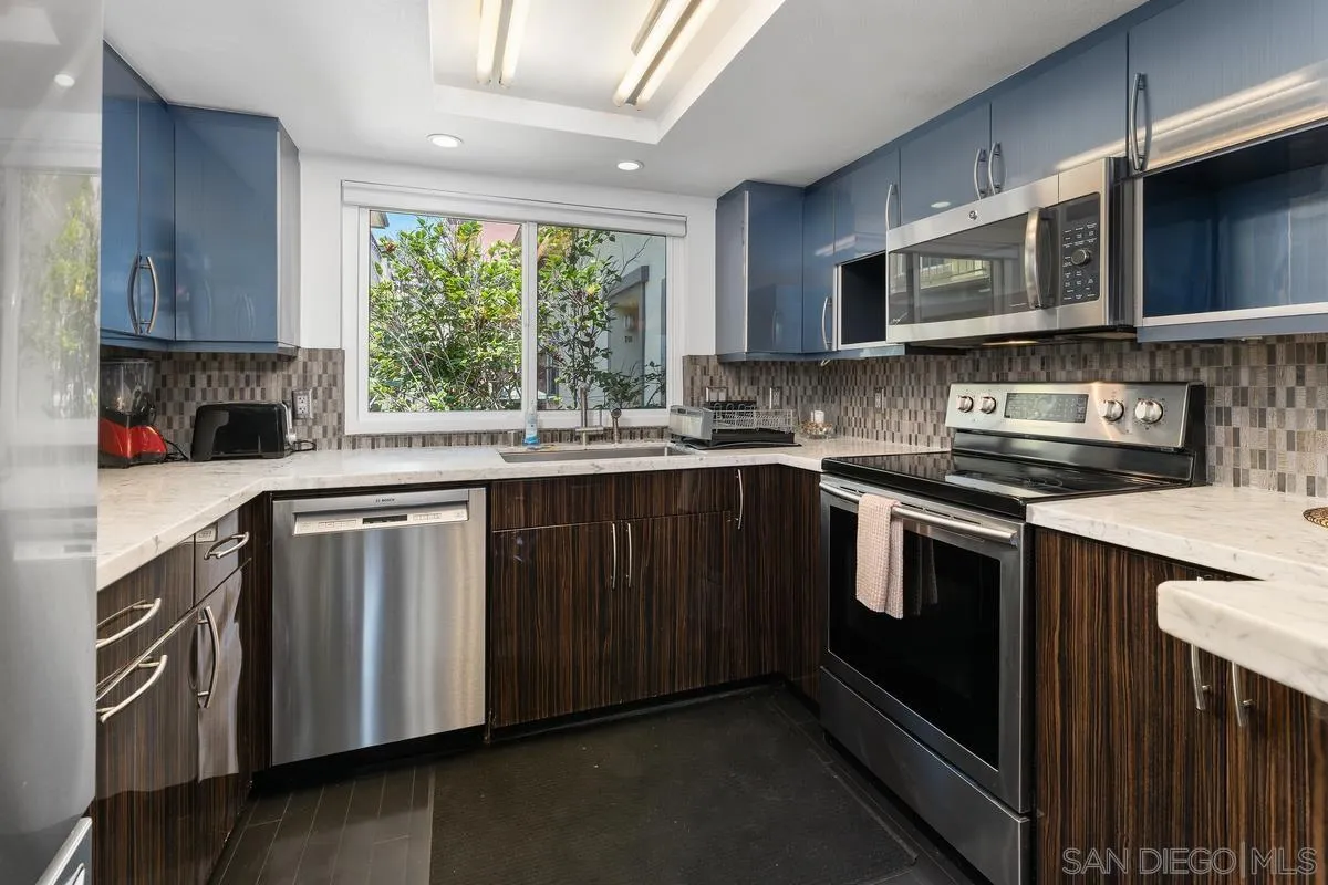 1270 Cleveland Unit N214