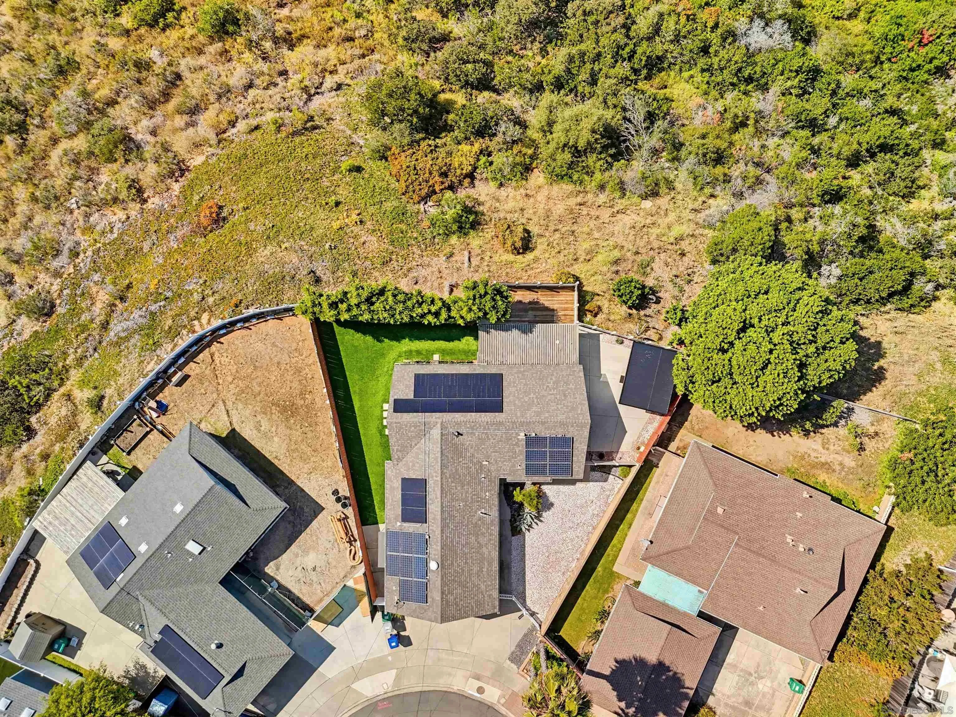 8426 Fireside Ave