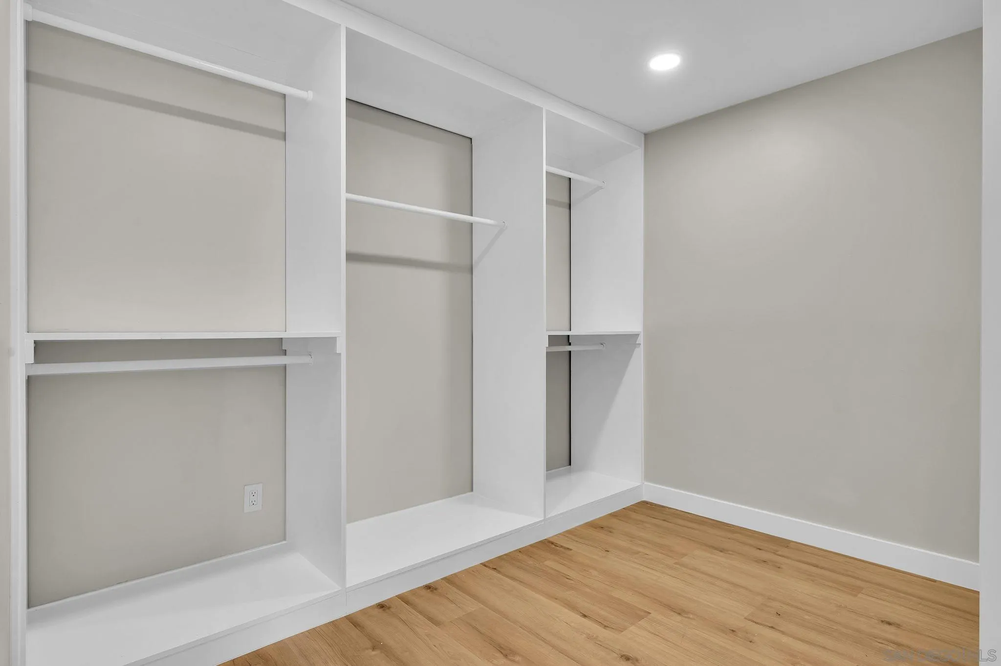 4360 Helix Canyon Dr