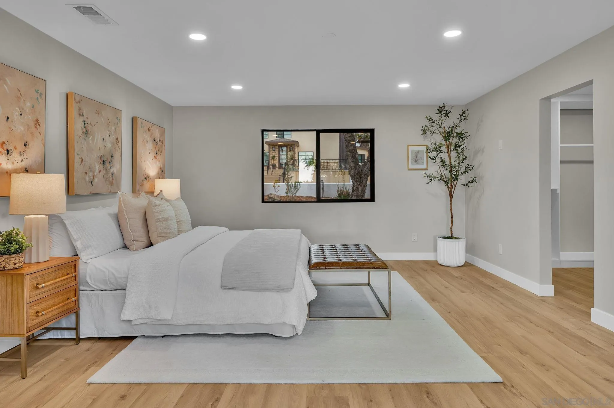 4360 Helix Canyon Dr