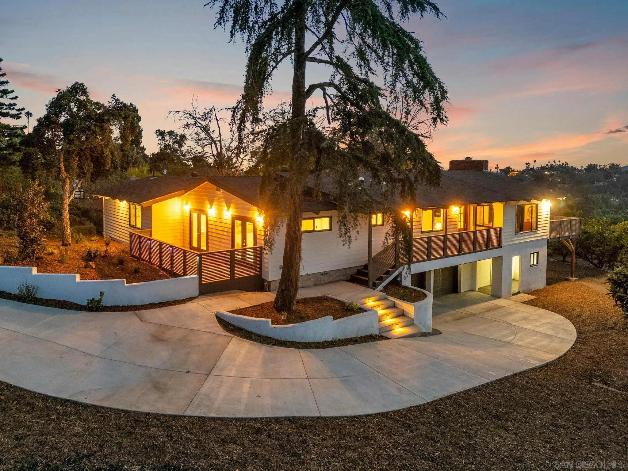 4360 Helix Canyon Dr