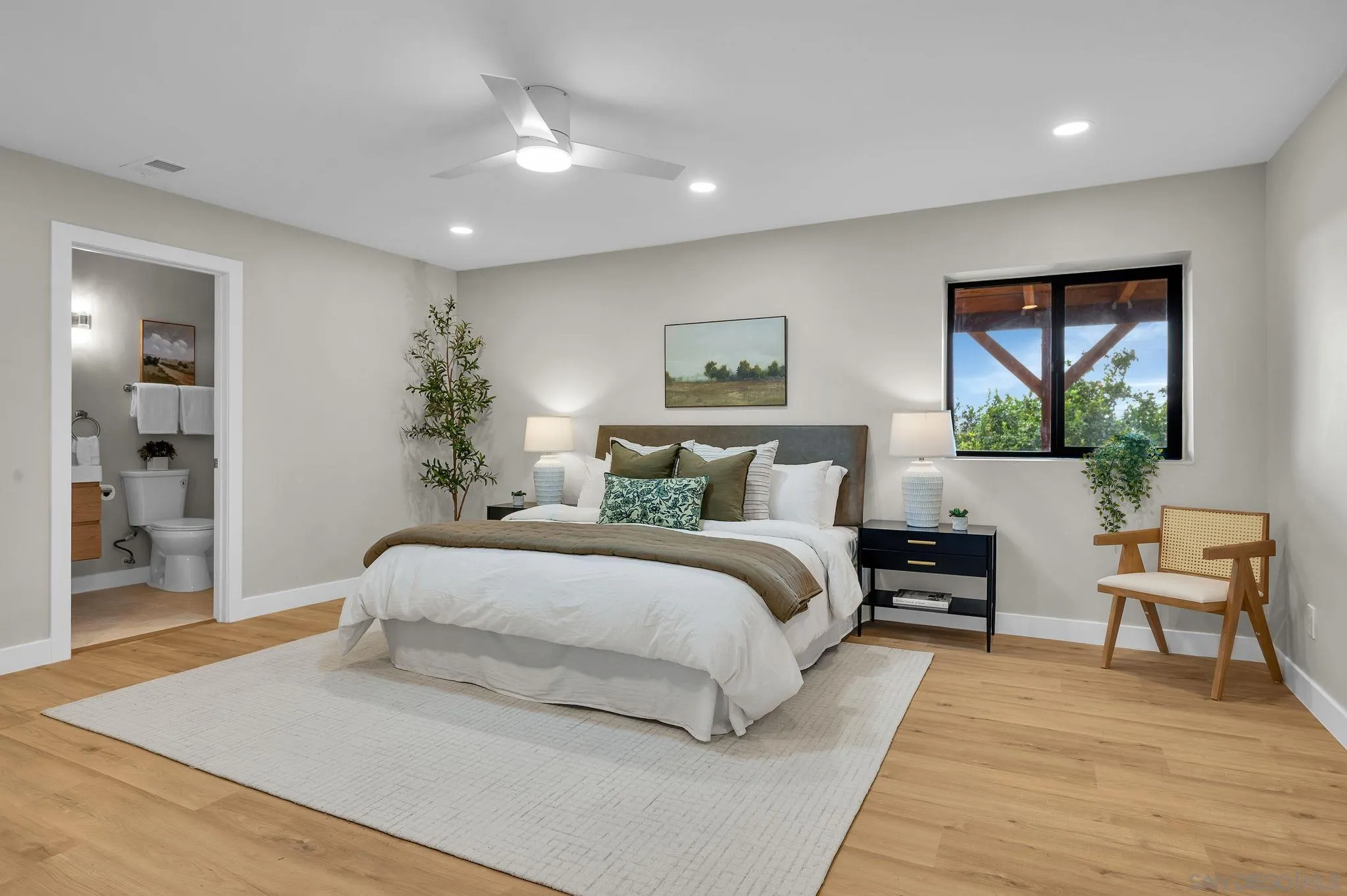 4360 Helix Canyon Dr