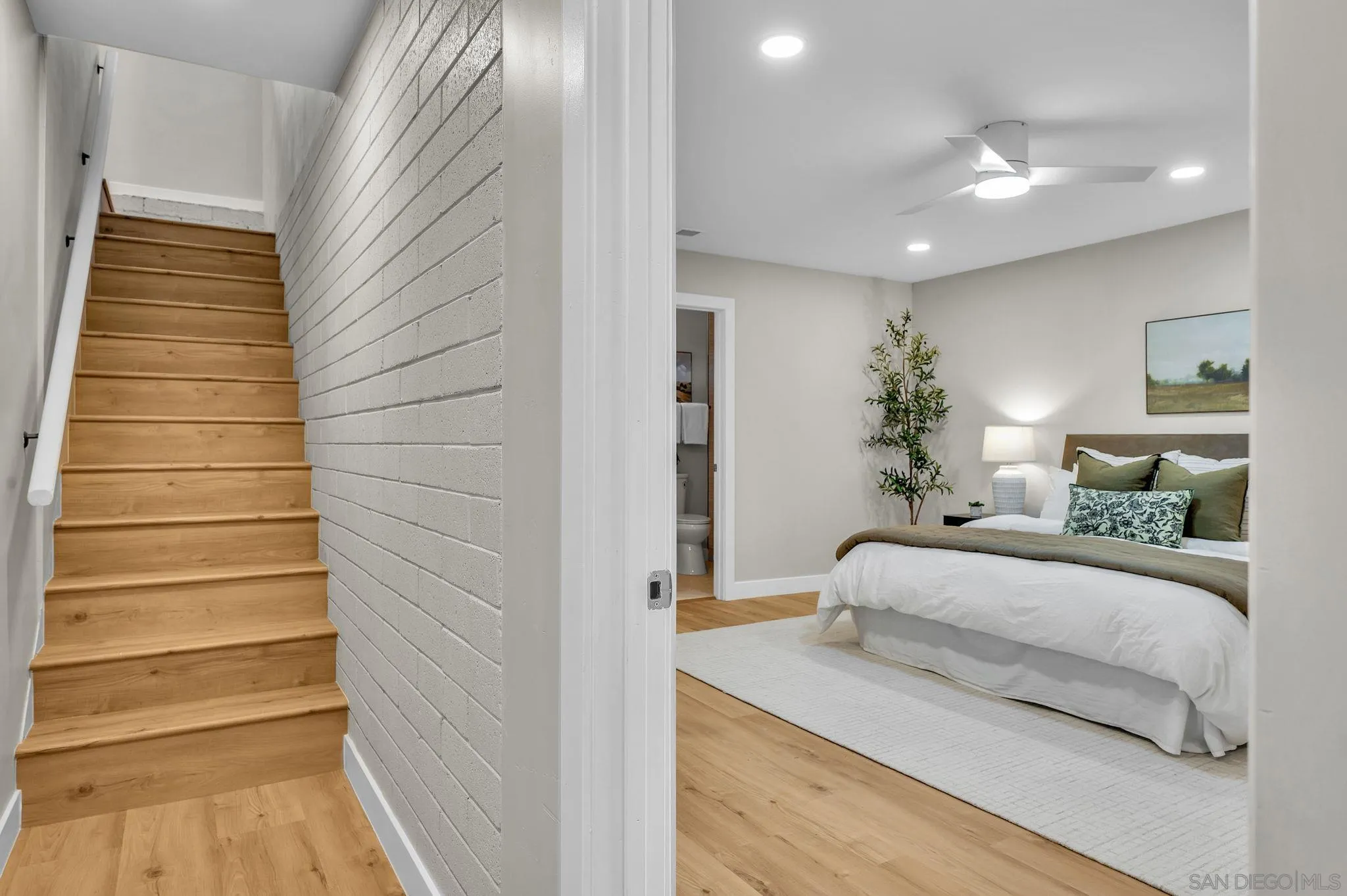 4360 Helix Canyon Dr