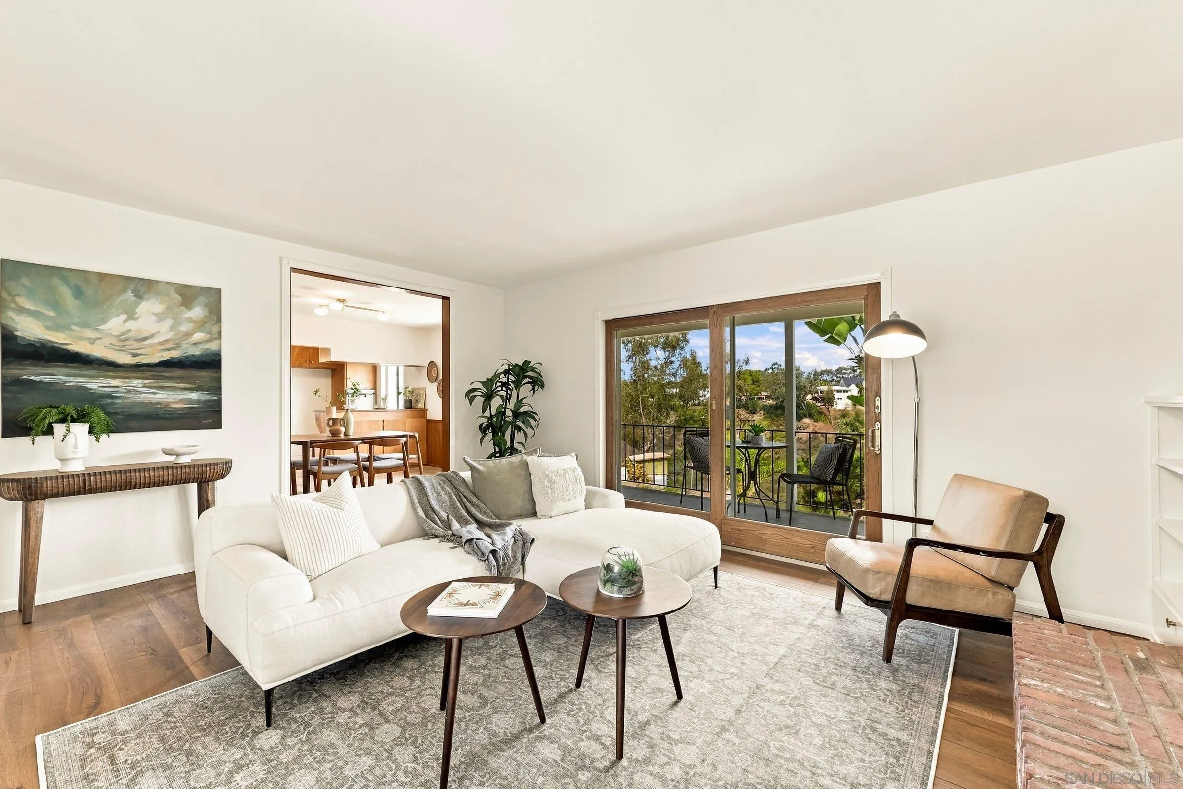 1056 Meade Ave