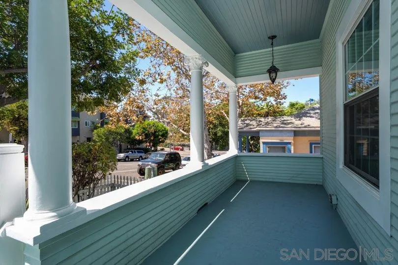 1932 C Street
