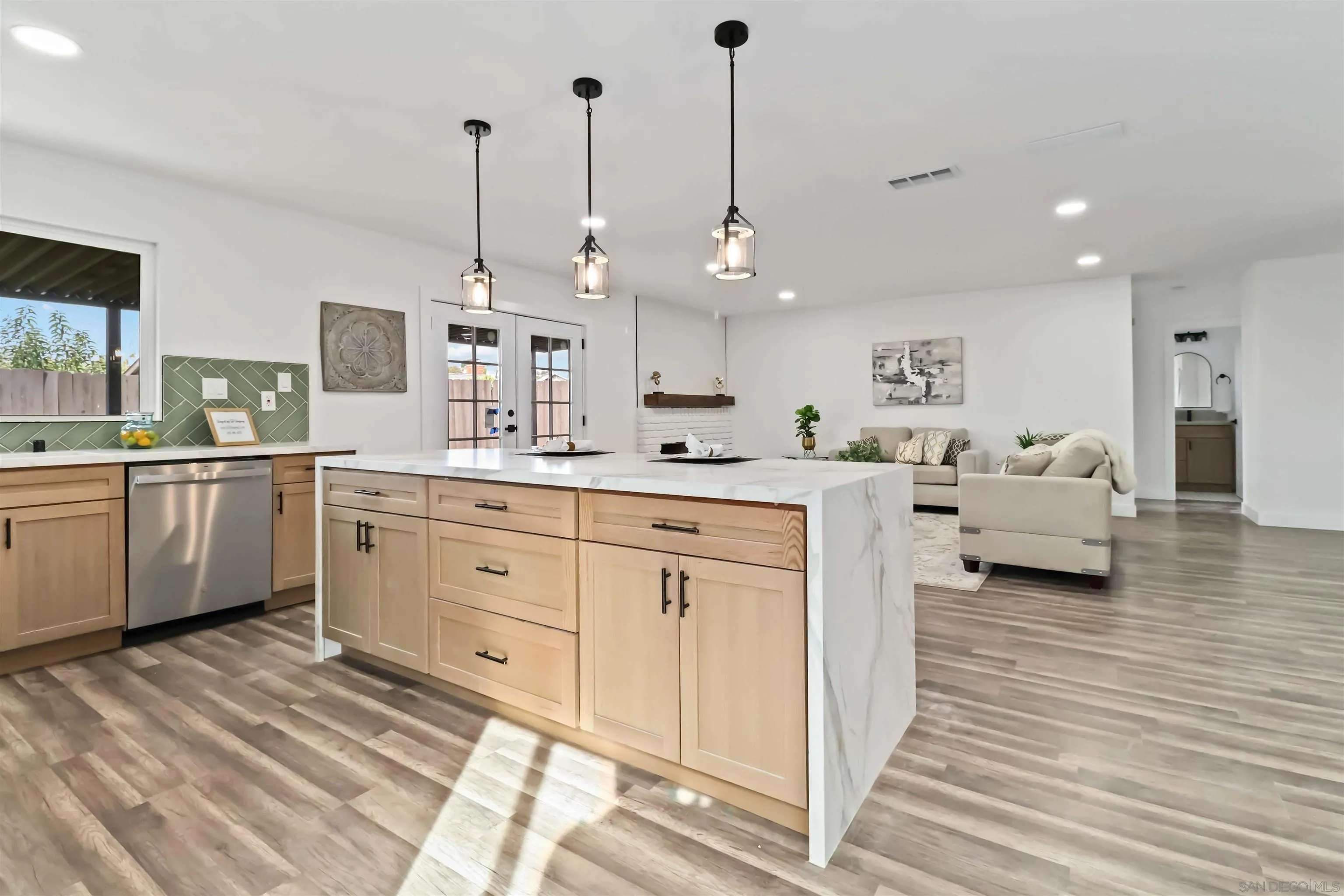 10902 Whippletree Ln.