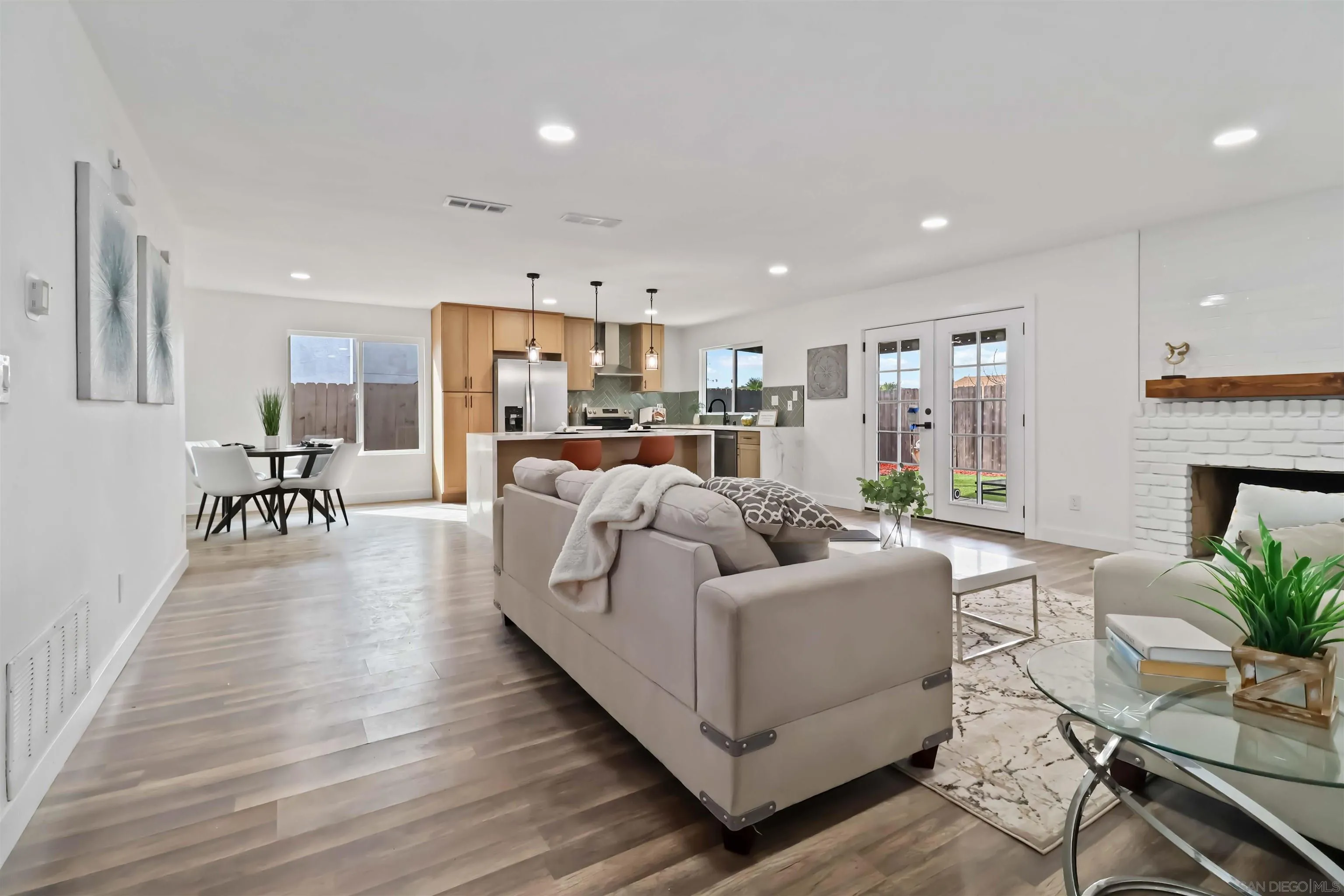 10902 Whippletree Ln.