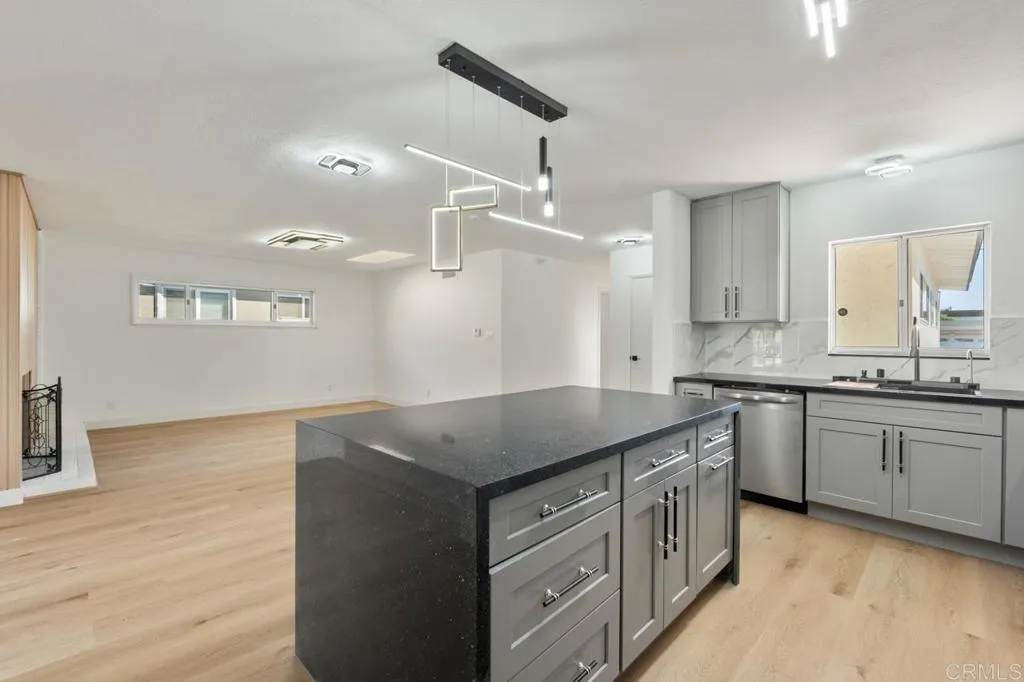 8868 Gowdy Avenue, San Diego