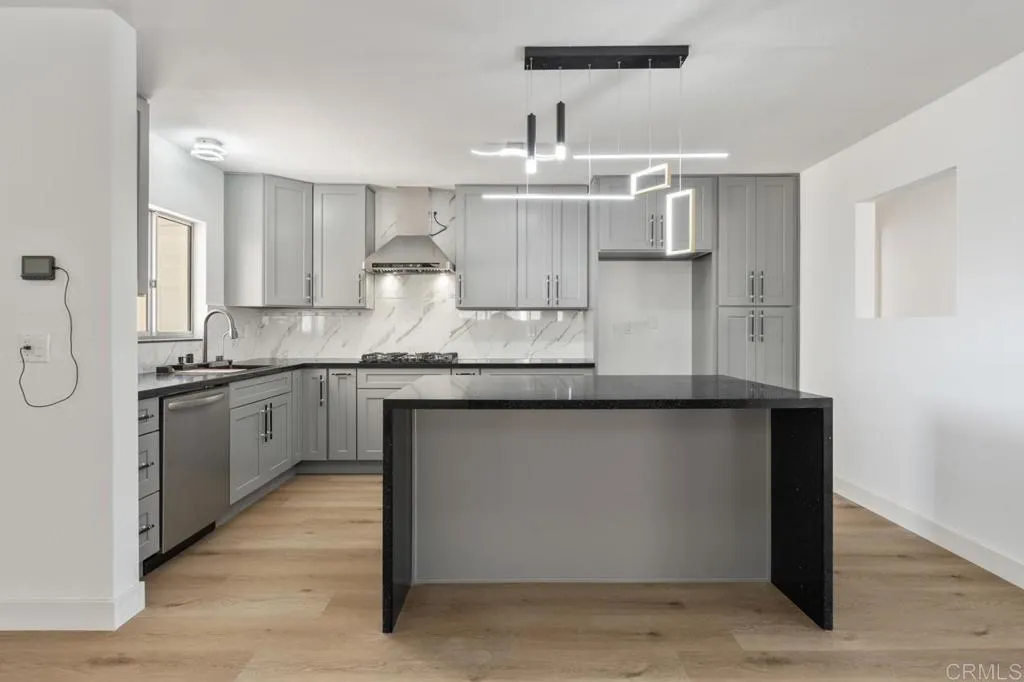 8868 Gowdy Avenue, San Diego