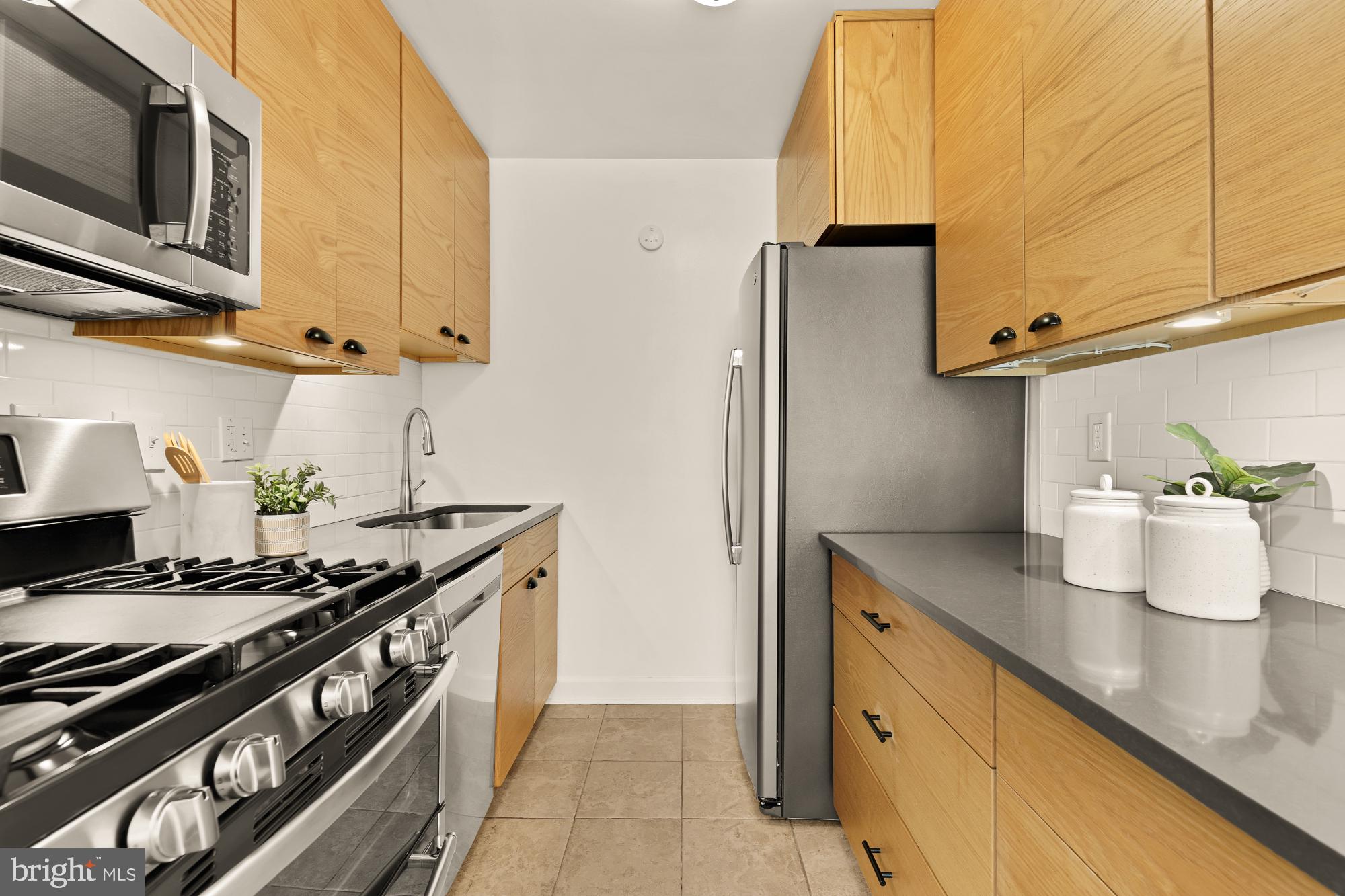 2400 41ST STREET NW 502